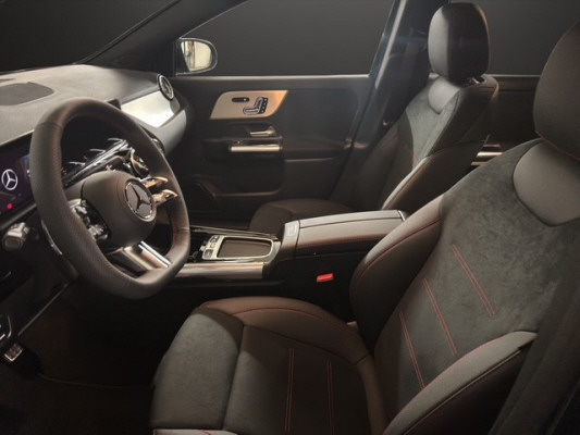 MERCEDES-BENZ GLA 250 e 8G-DCT-image-6