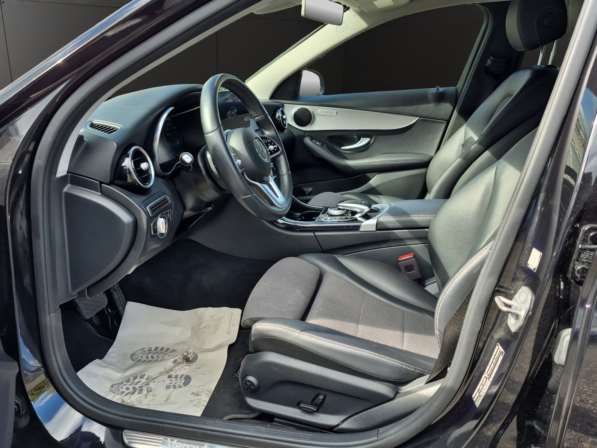 MERCEDES-BENZ C 220 d Swiss Star 4M 9G-Tronic-image-9
