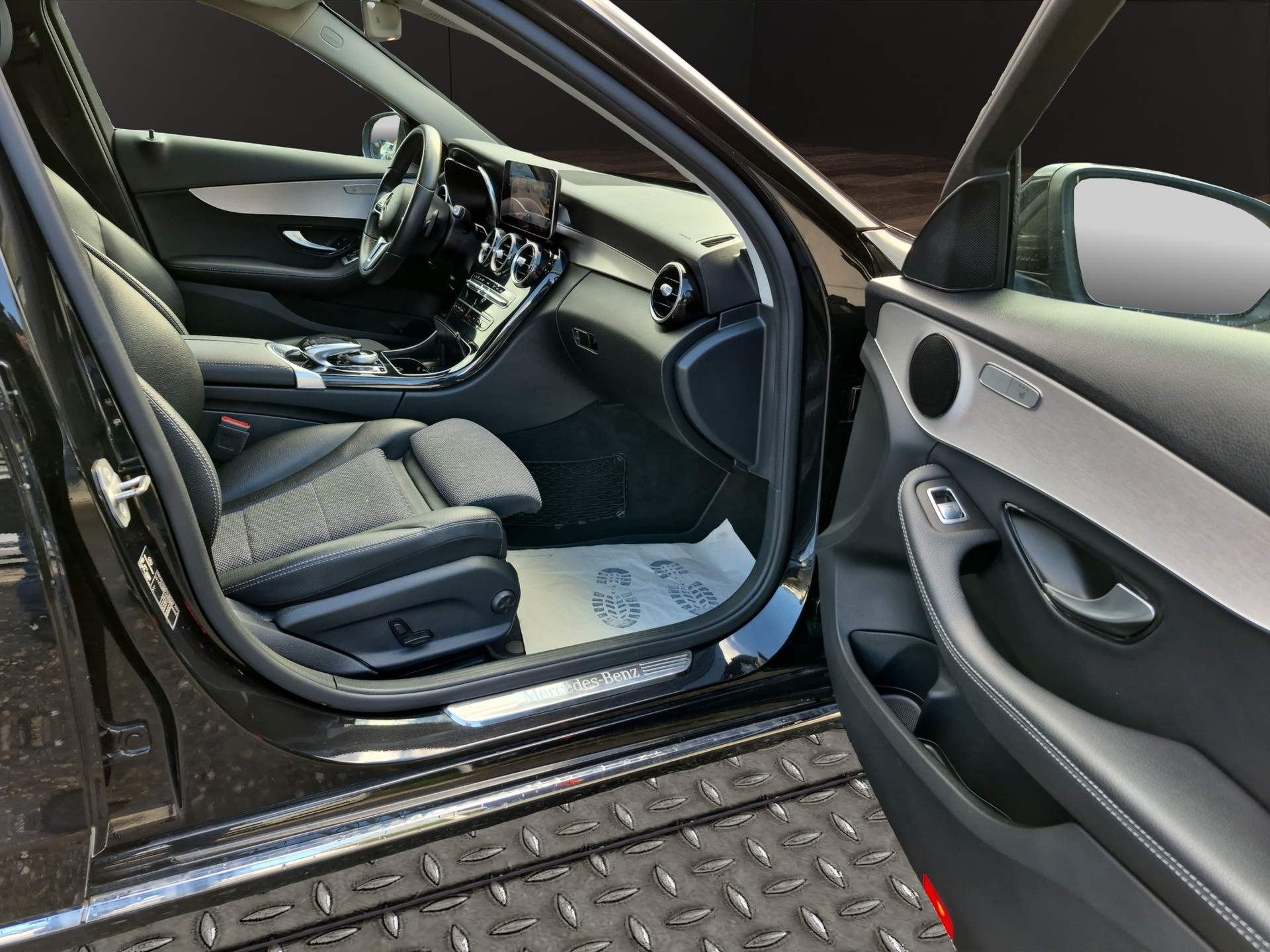 MERCEDES-BENZ C 220 d Swiss Star 4M 9G-Tronic-image-14