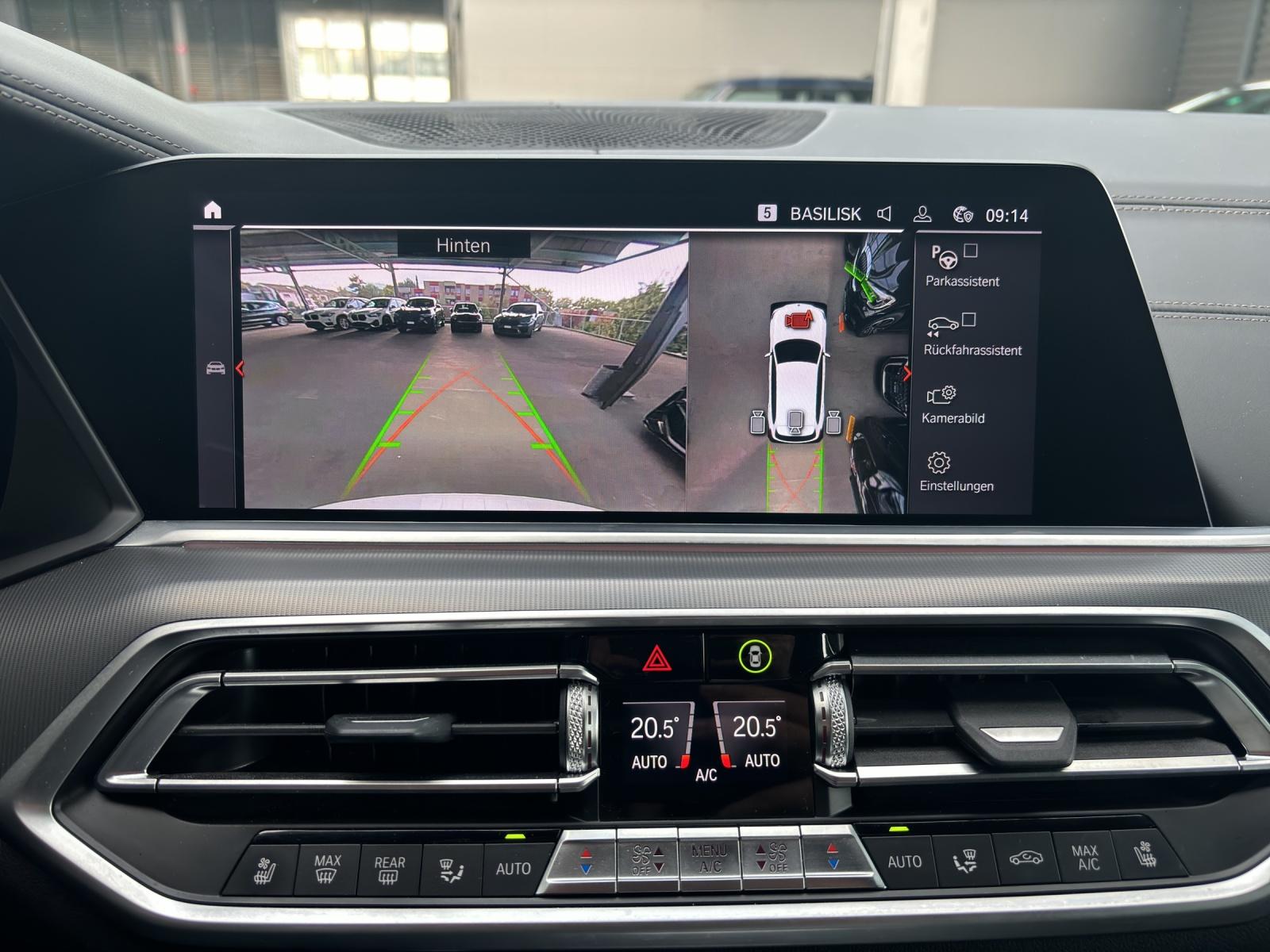 BMW X5 M50i xDrive-image-13