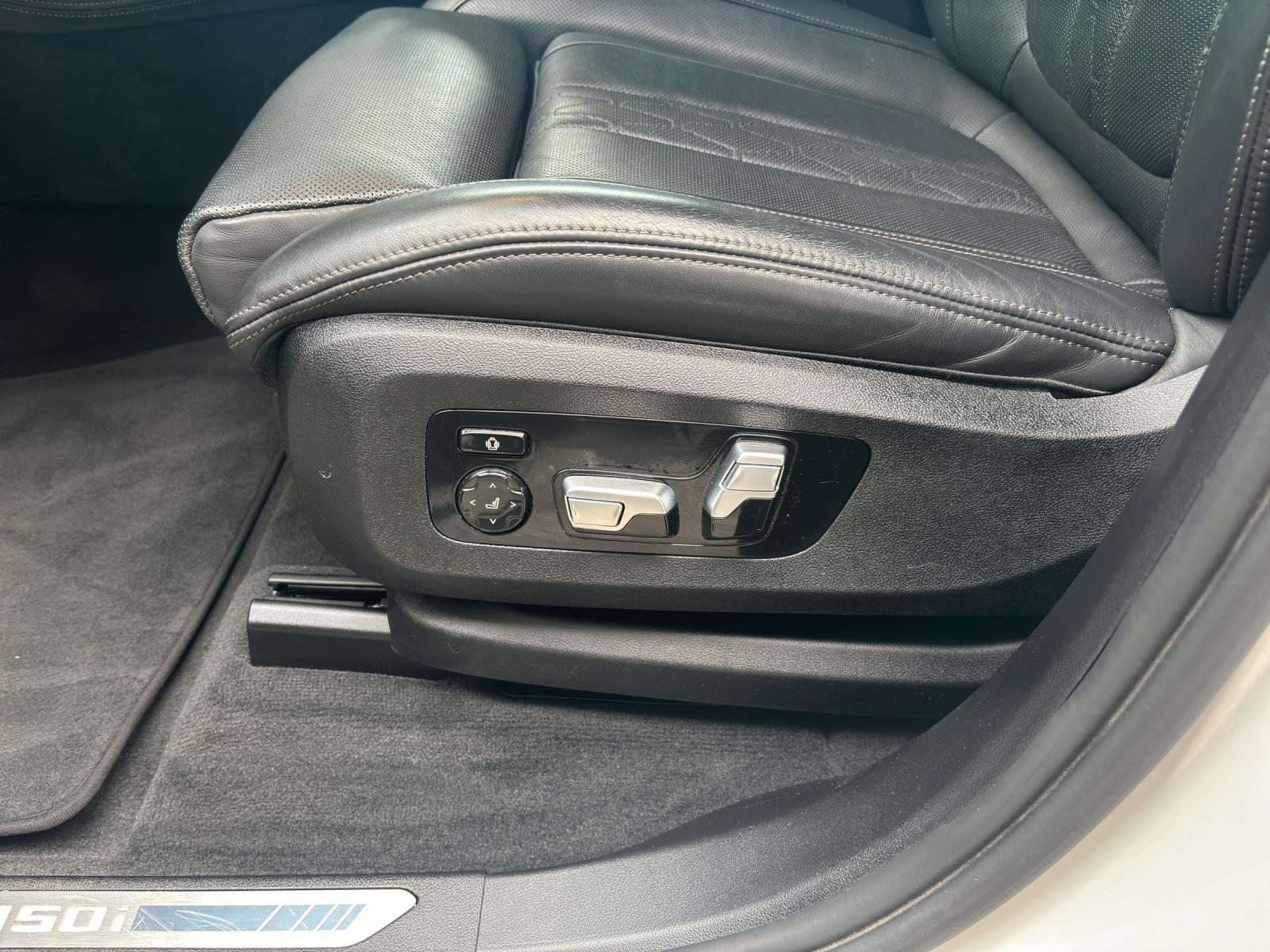 BMW X5 M50i xDrive-image-17