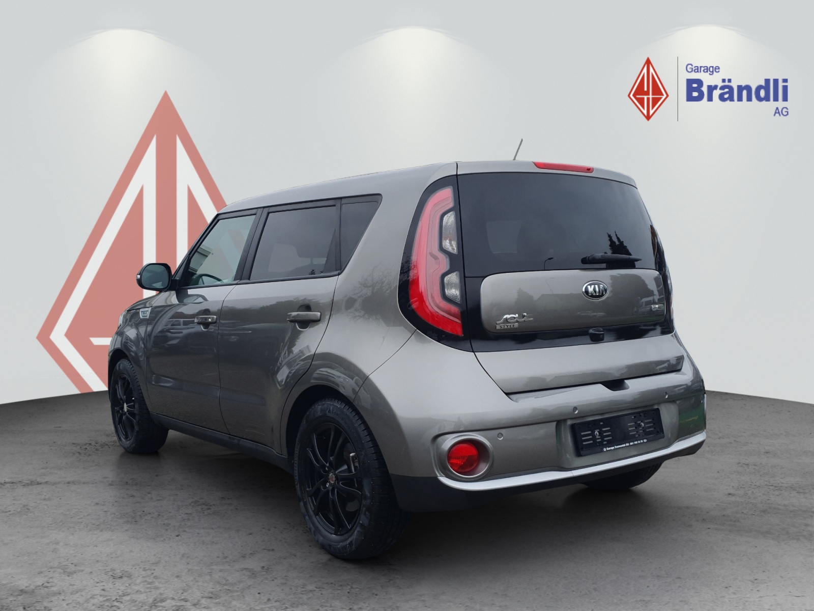 KIA Soul EV Style-showroom-element-3