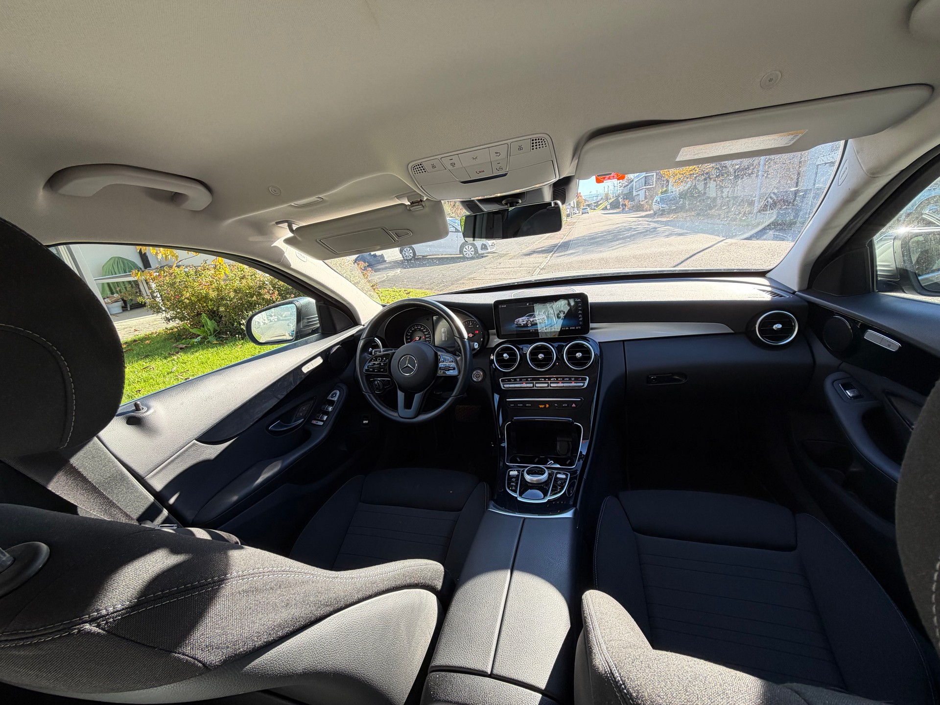 MERCEDES-BENZ C 220 d Swiss Star Avantgarde 4M 9G-Tronic-image-10