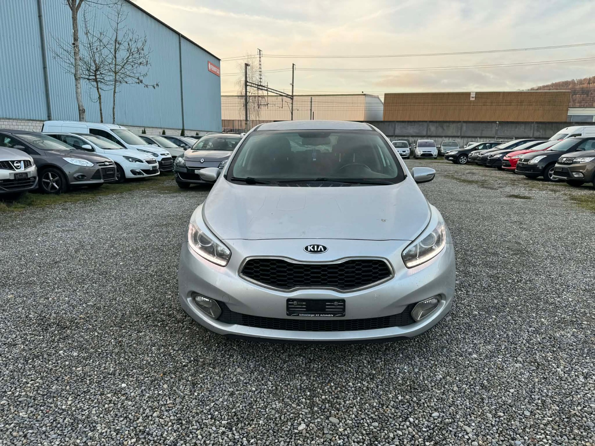 KIA Cee'd 1.4 CRDi Swiss Eco Edition-image-12