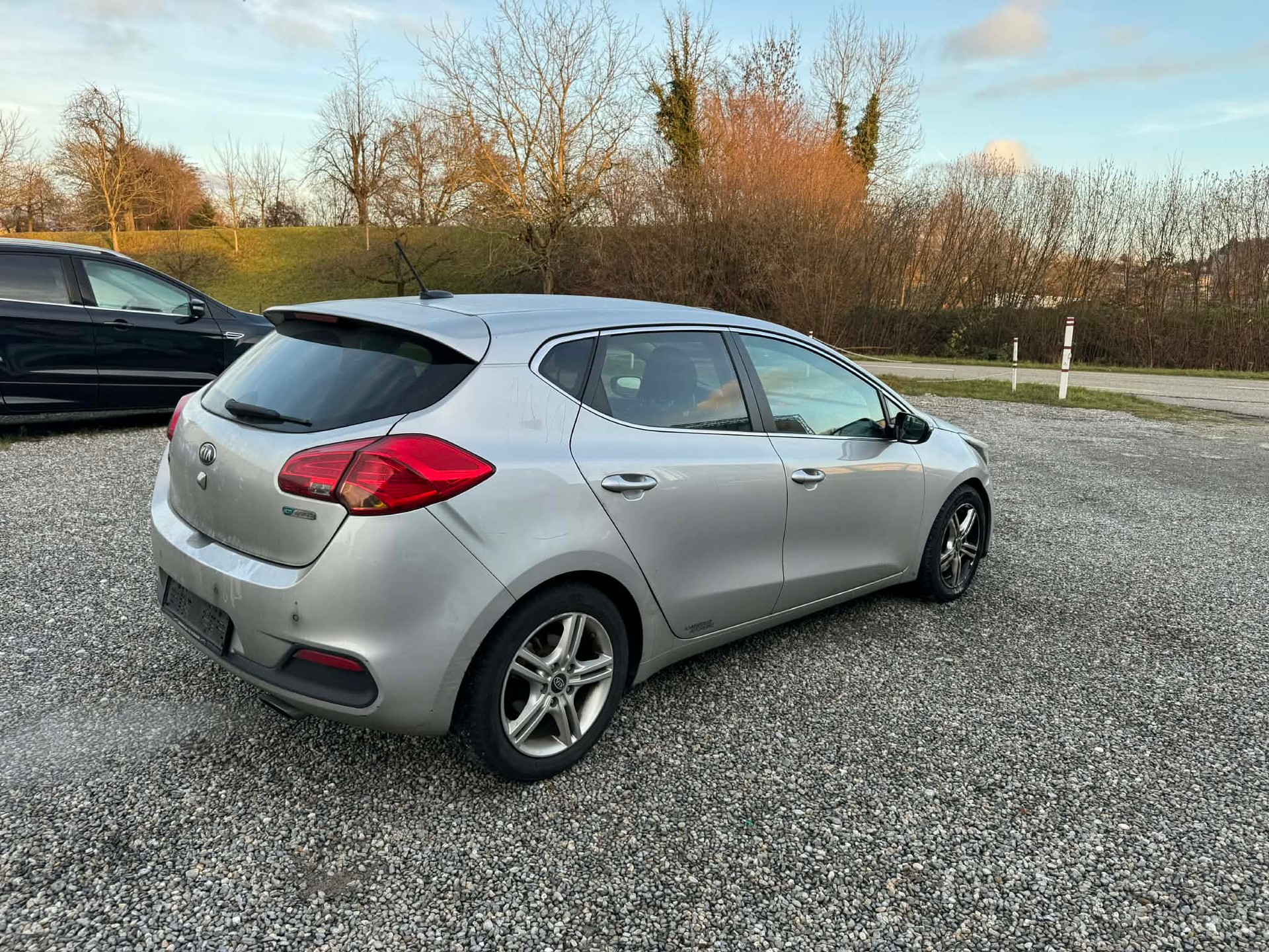 KIA Cee'd 1.4 CRDi Swiss Eco Edition-image-10