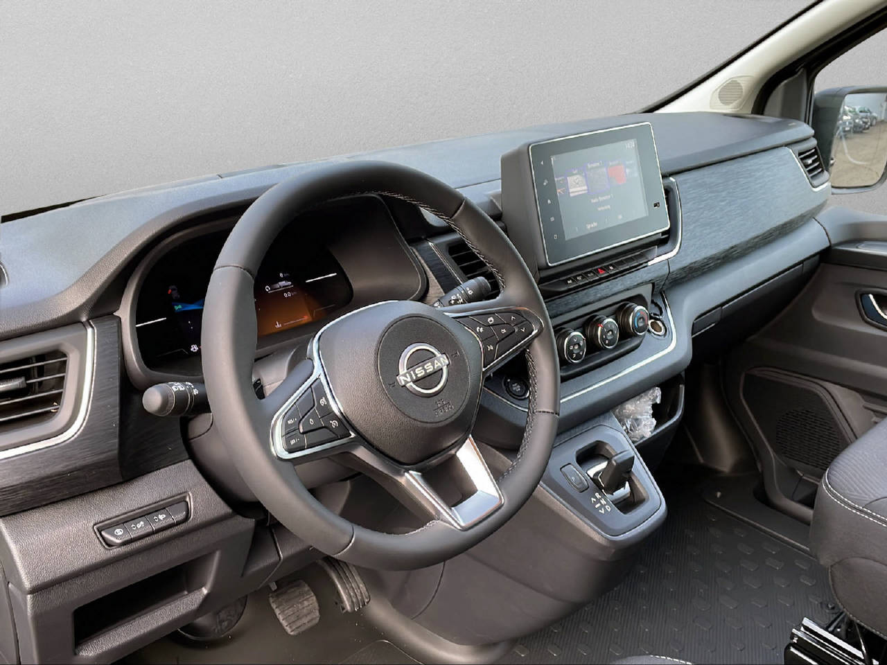 NISSAN Primastarr Kombi 2.8 t L1 H1 8 Plätzer-image-5