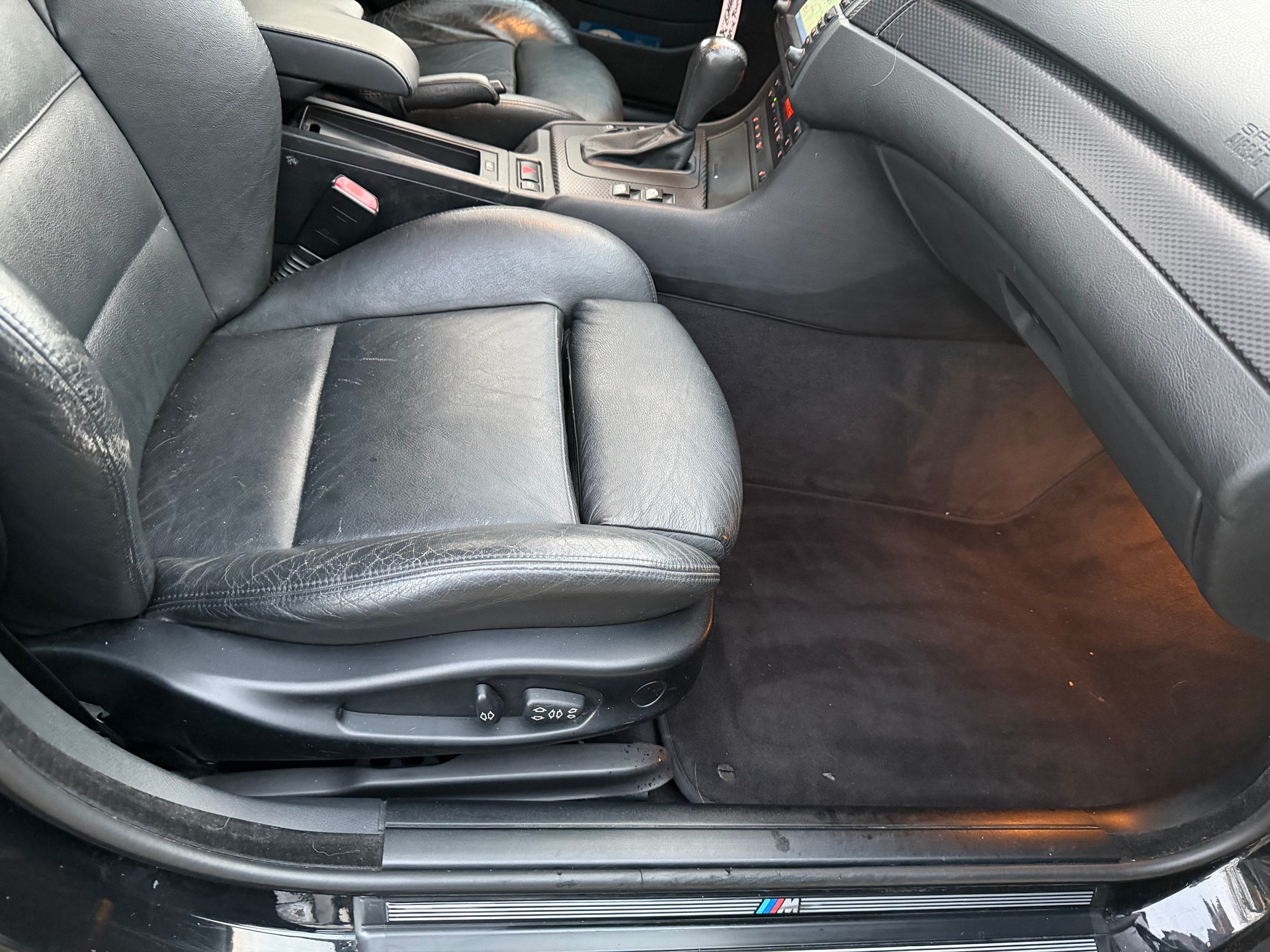 BMW 330xi Touring-image-18