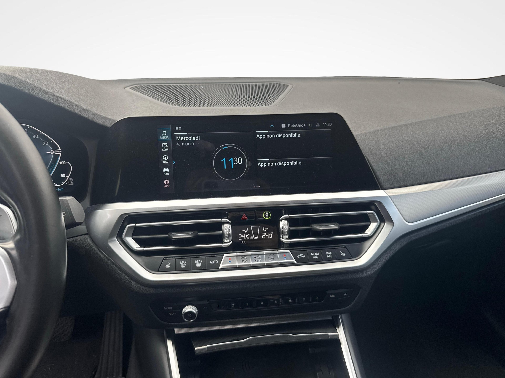 BMW 320e xDrive SAG Touring-image-16