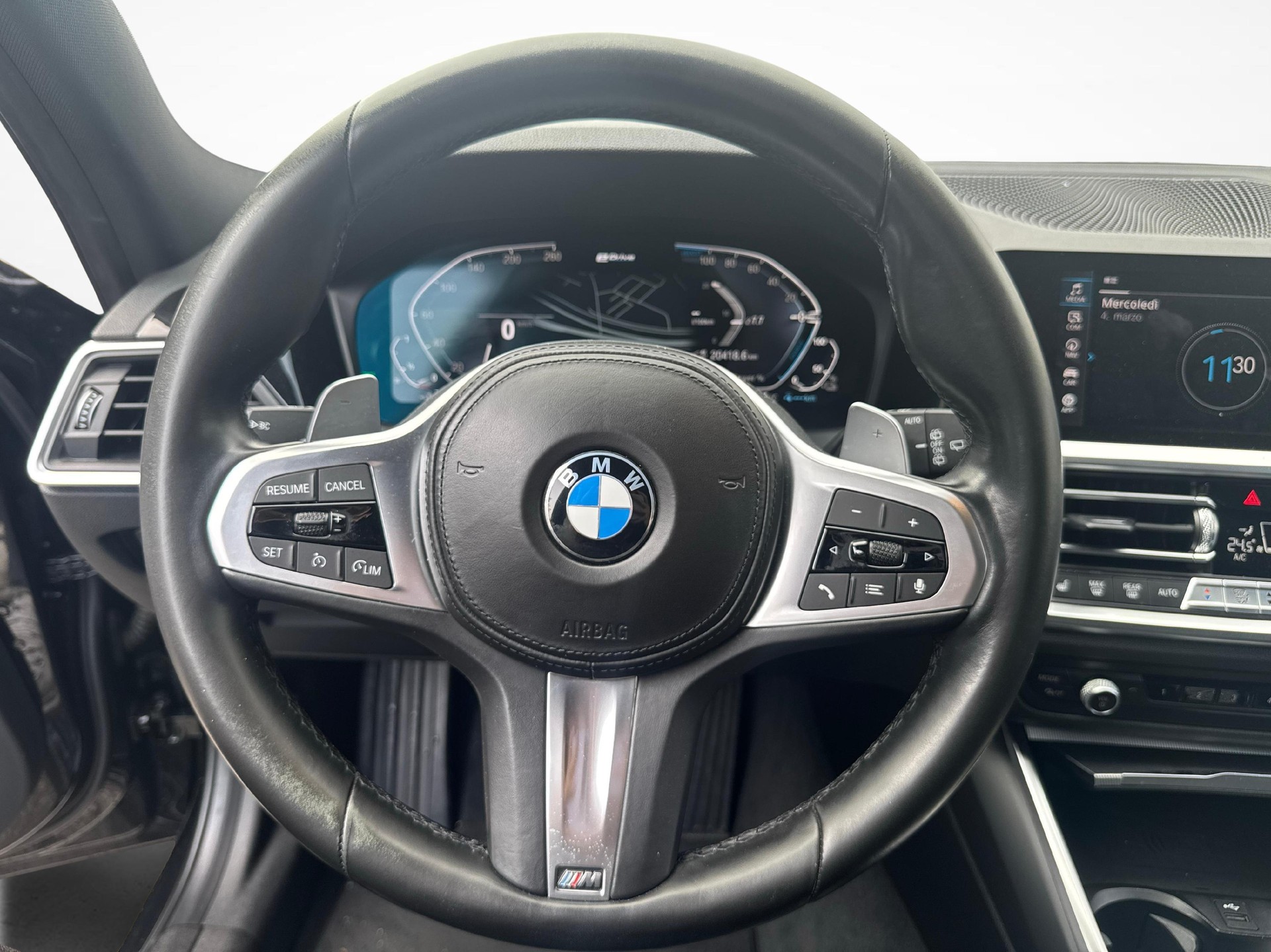 BMW 320e xDrive SAG Touring-image-14