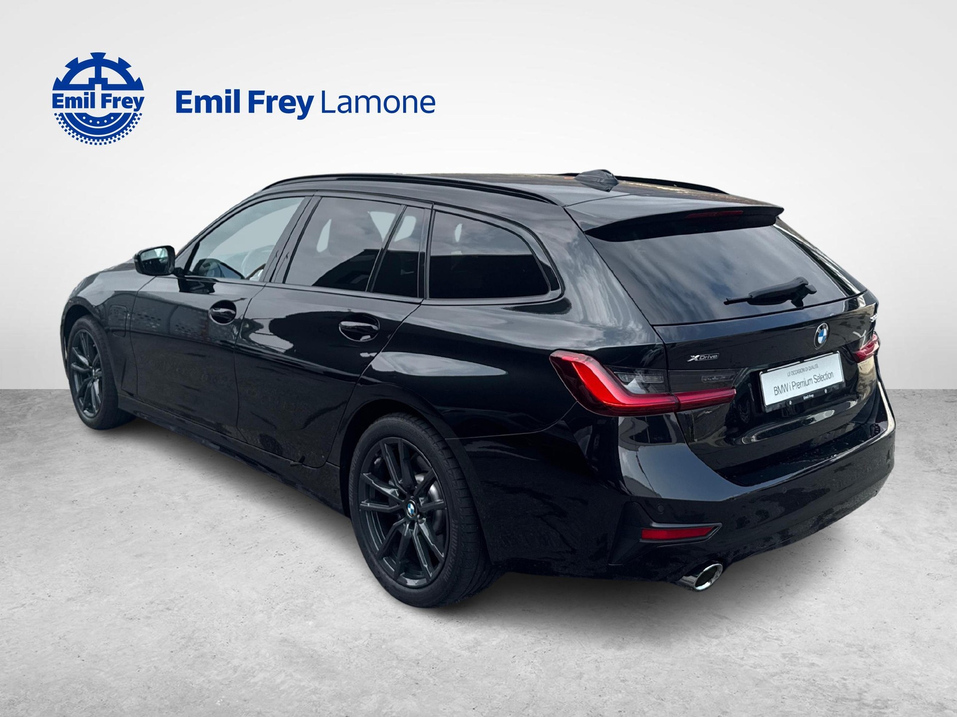 BMW 320e xDrive SAG Touring-image-4