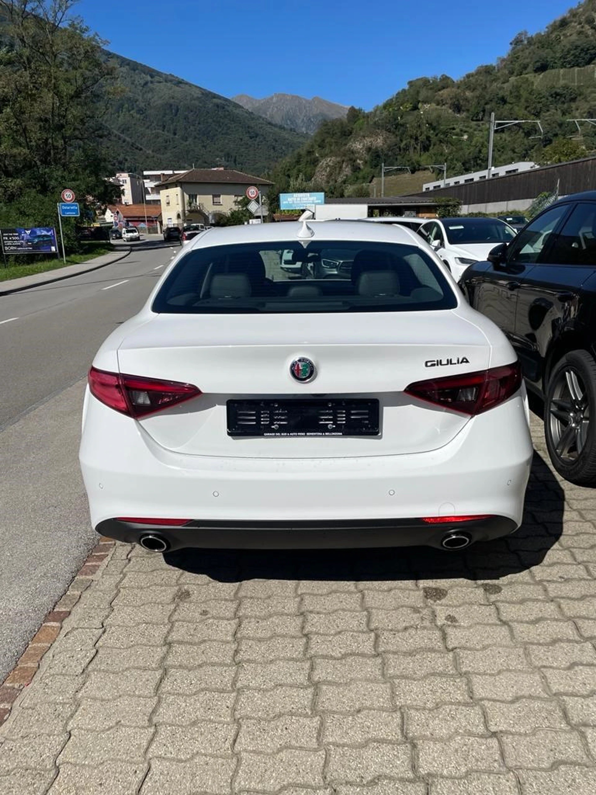 ALFA ROMEO Giulia 2.2 JTDM Super Automatic-image-5