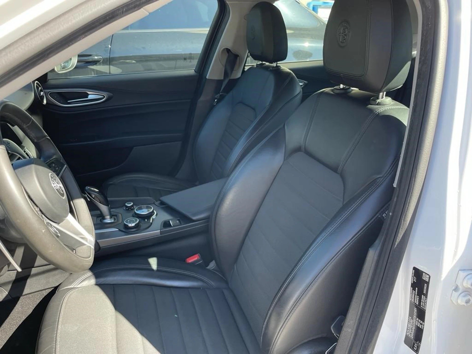 ALFA ROMEO Giulia 2.2 JTDM Super Automatic-image-8