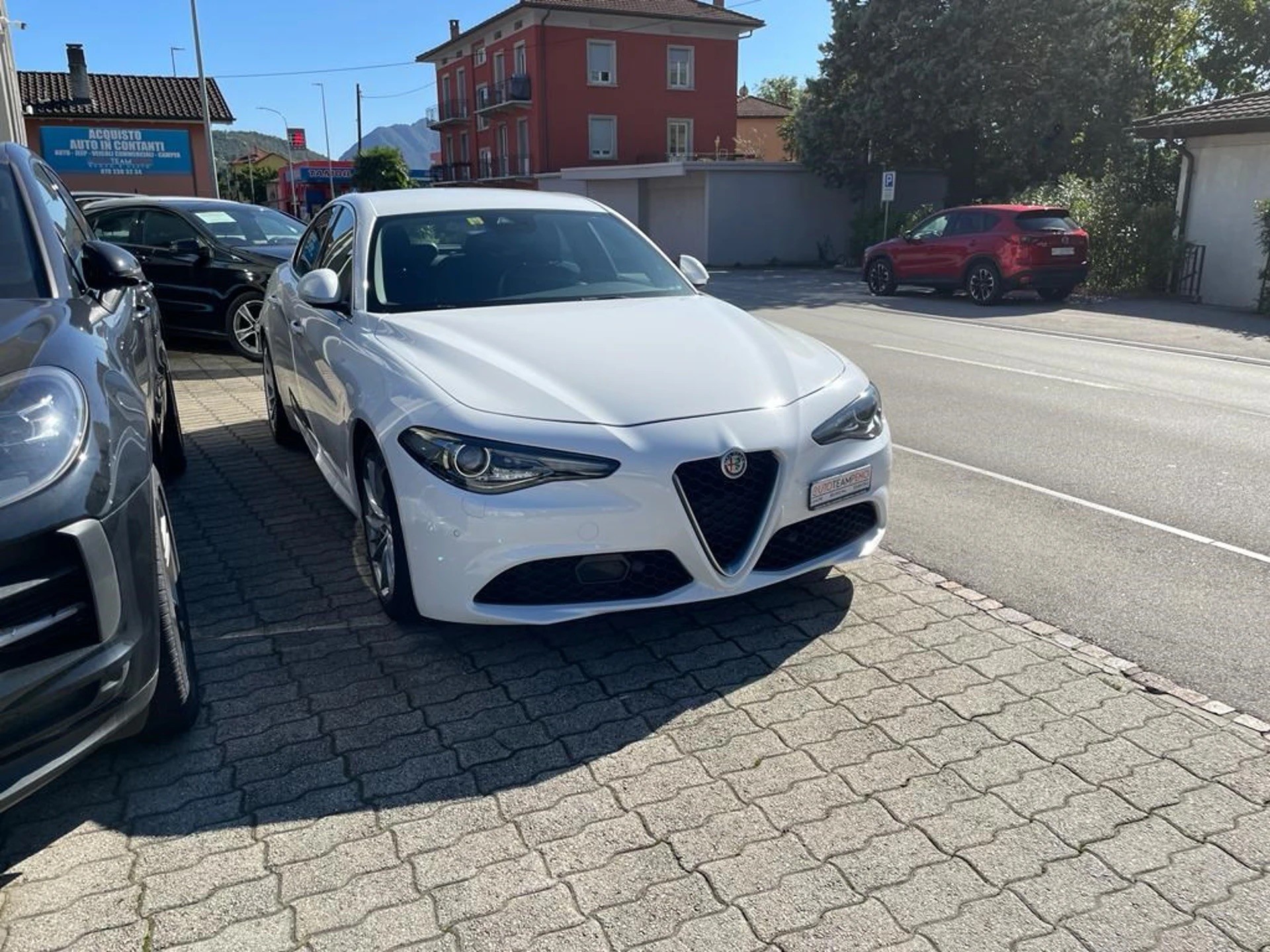 ALFA ROMEO Giulia 2.2 JTDM Super Automatic-image-2