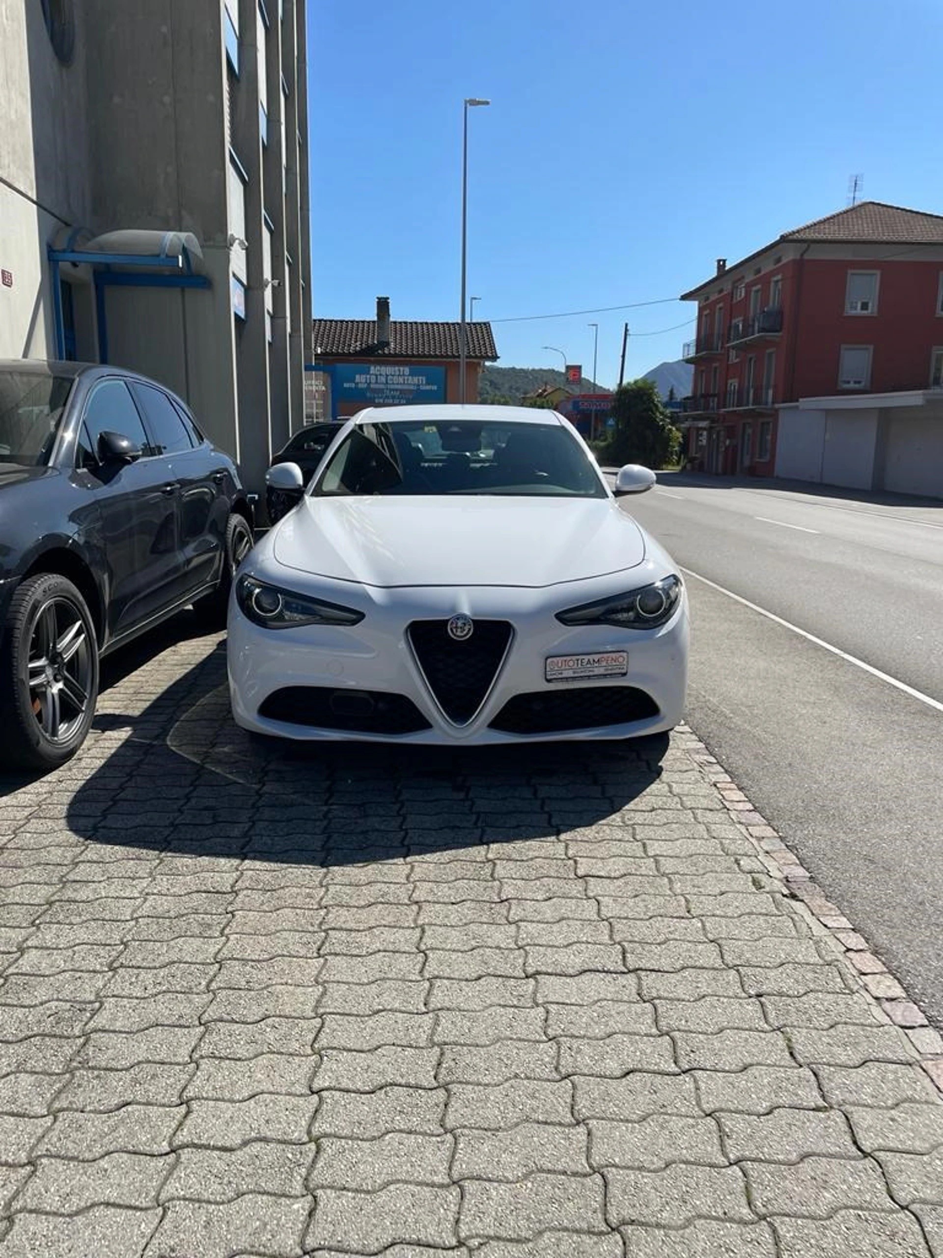 ALFA ROMEO Giulia 2.2 JTDM Super Automatic-image-1