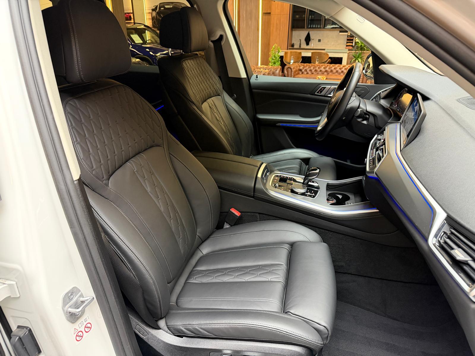 BMW X5 40i xDrive-image-12