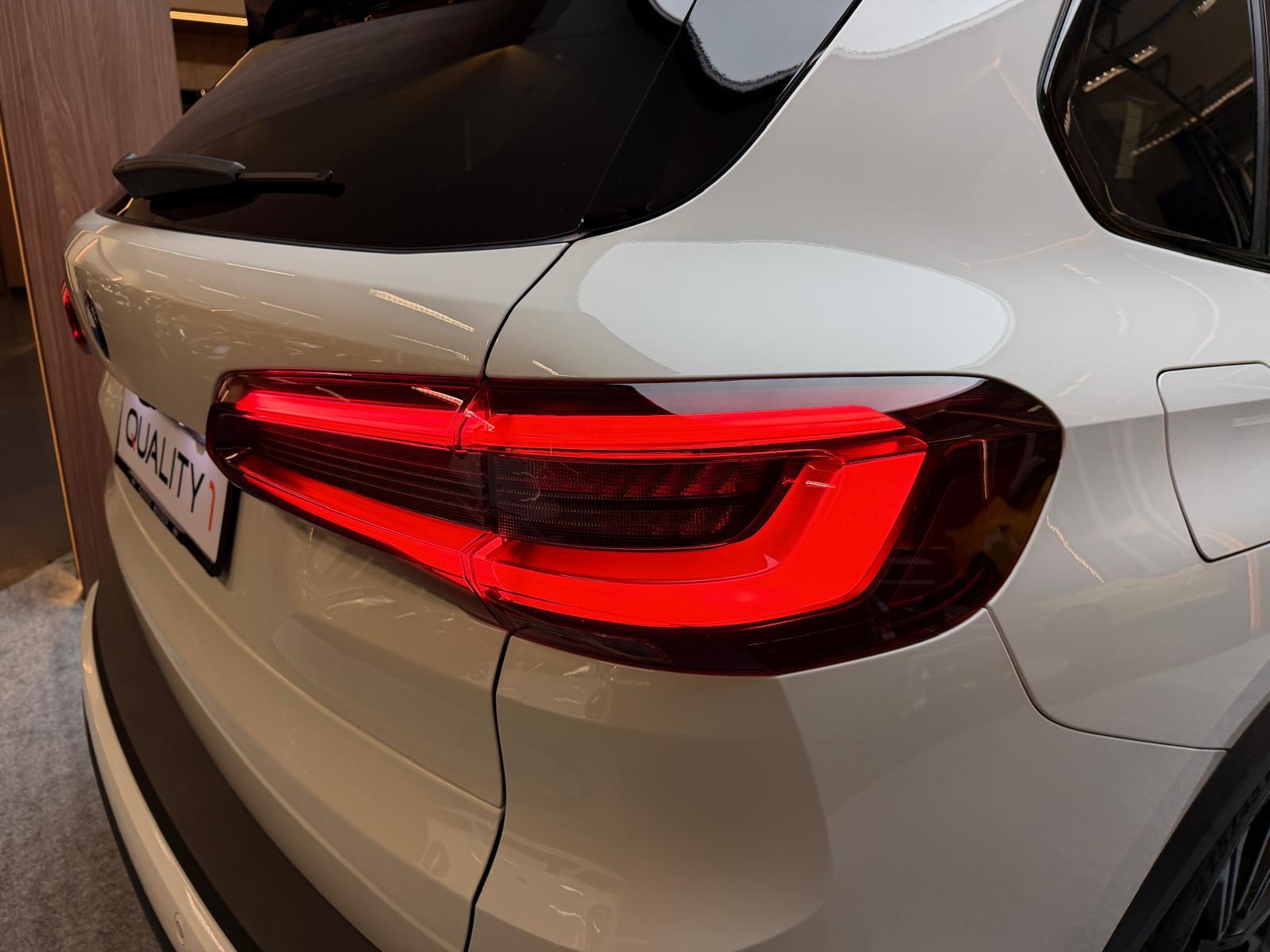 BMW X5 40i xDrive-image-16