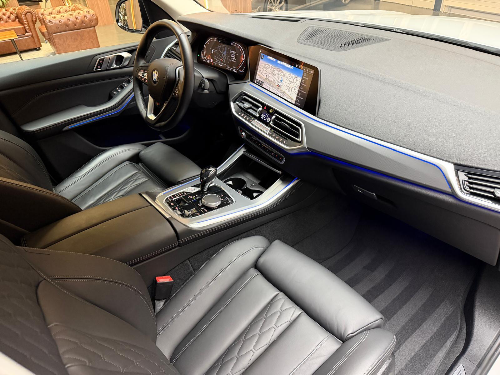 BMW X5 40i xDrive-image-13