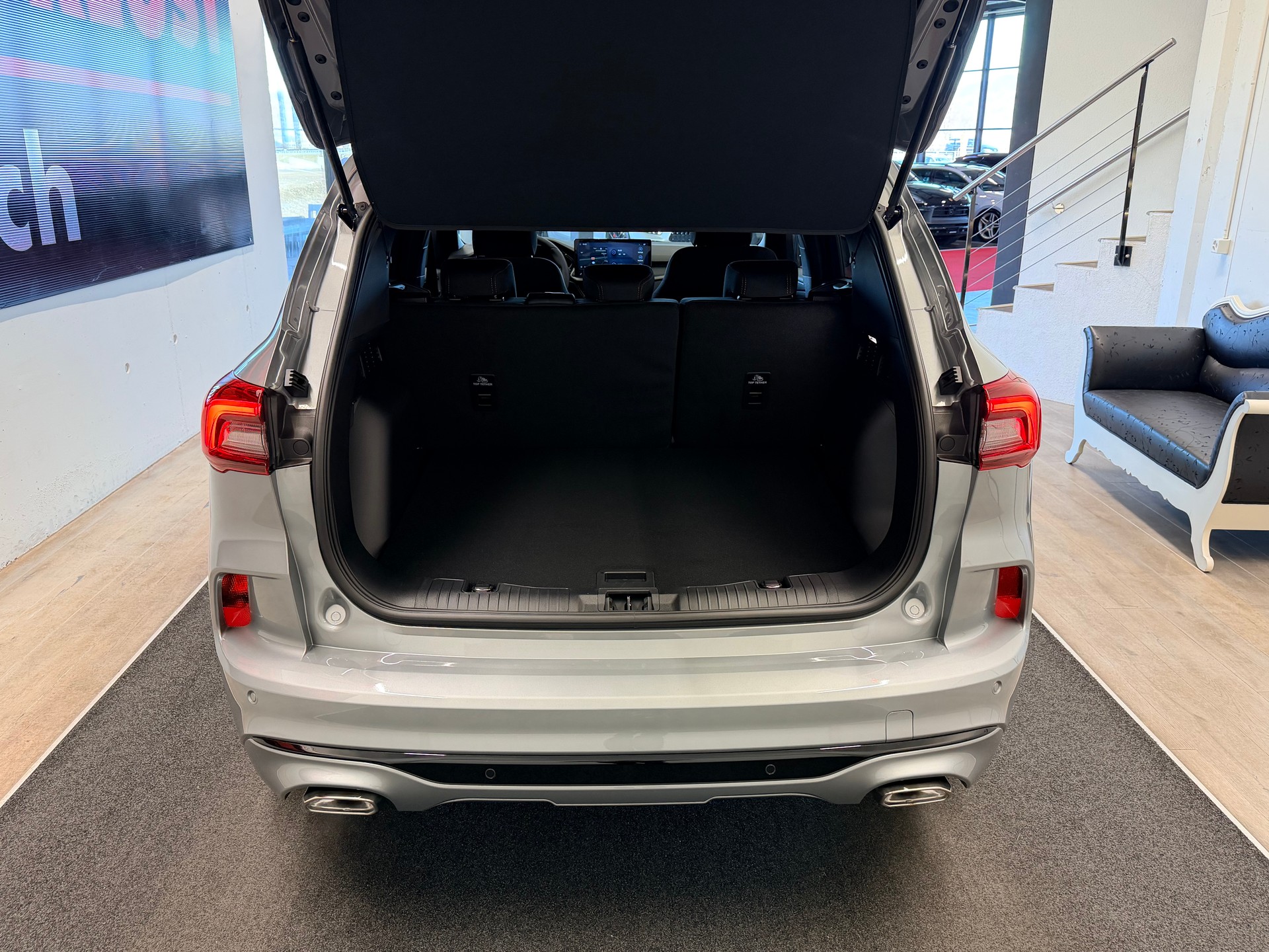 FORD Kuga 2.5 FHEV ST-Line 4WD-image-9
