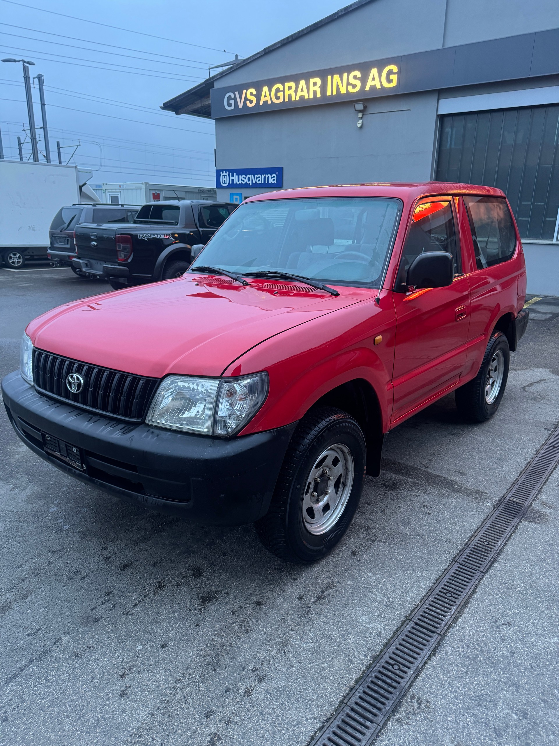 TOYOTA Land Cruiser 300 3.0 TD Saloon-image-2