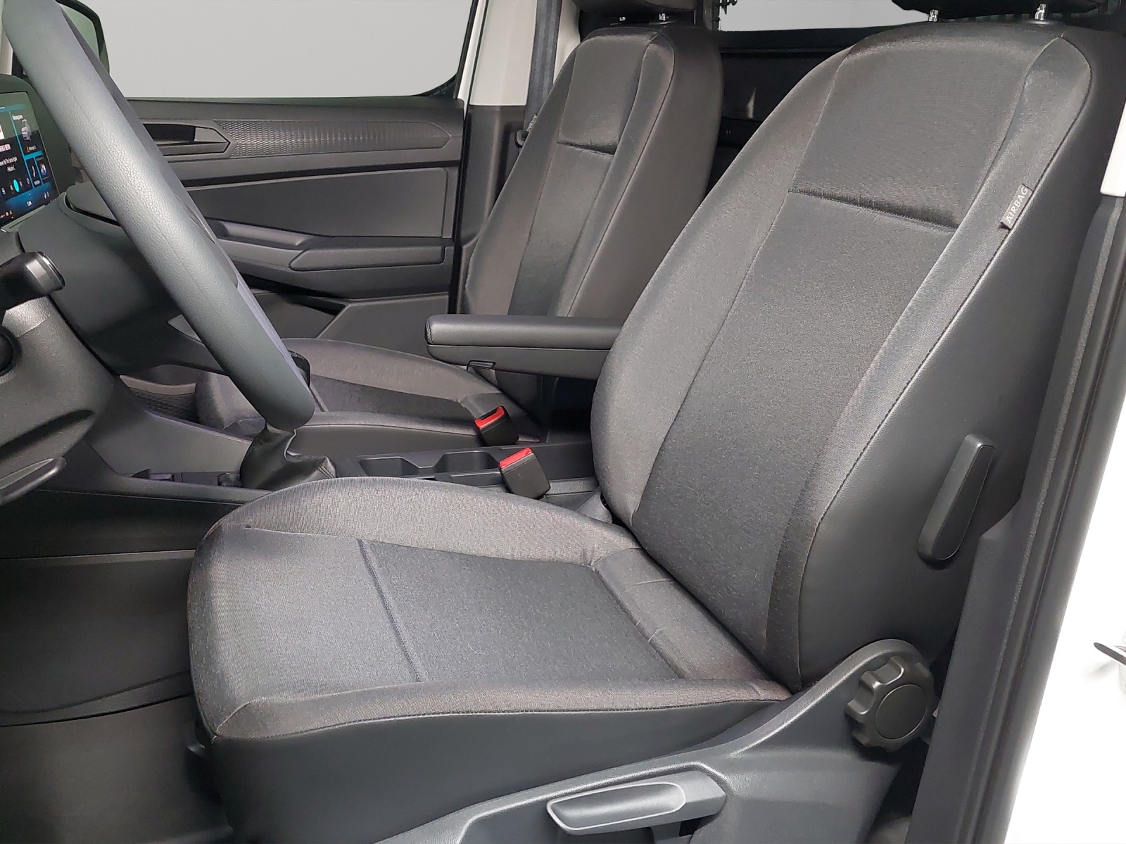 VW Caddy Cargo 2.0 TDI 4 Motion-image-5