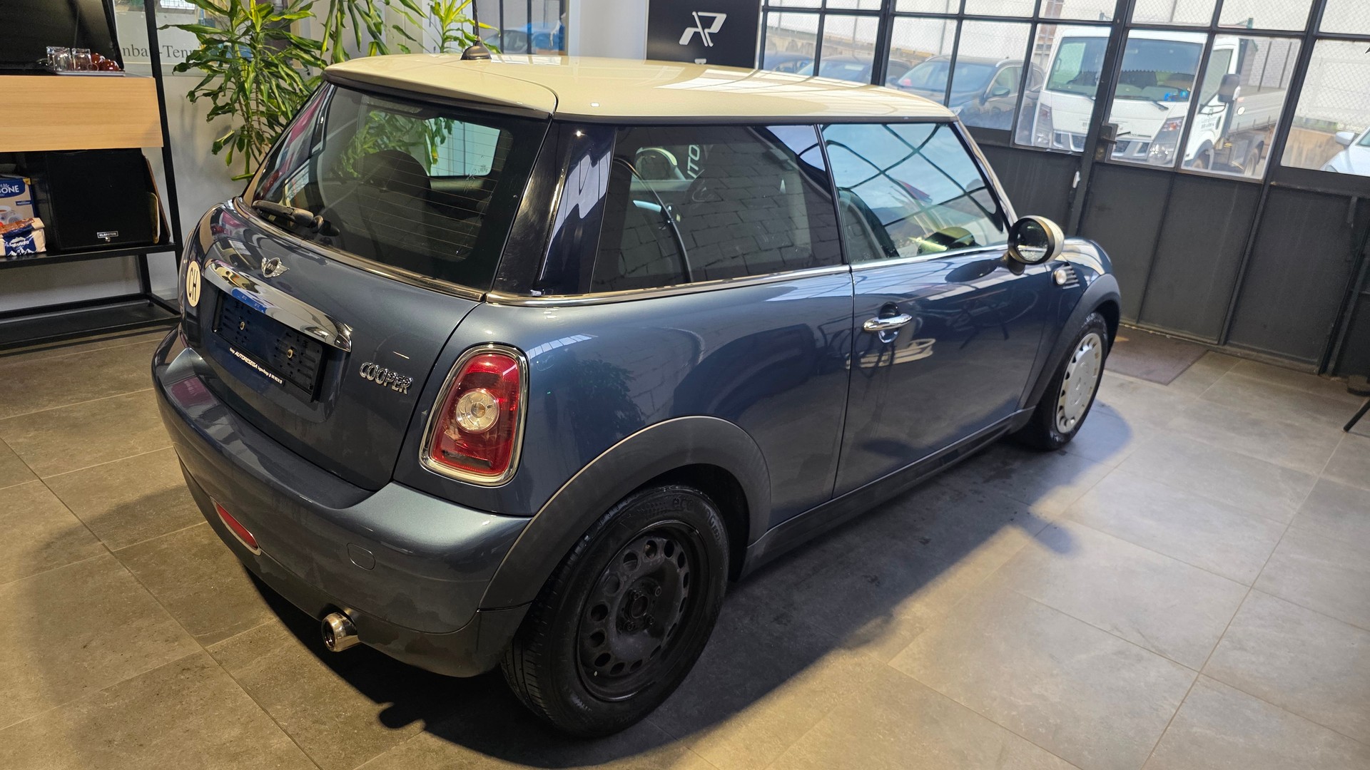 MINI Cooper-image-4