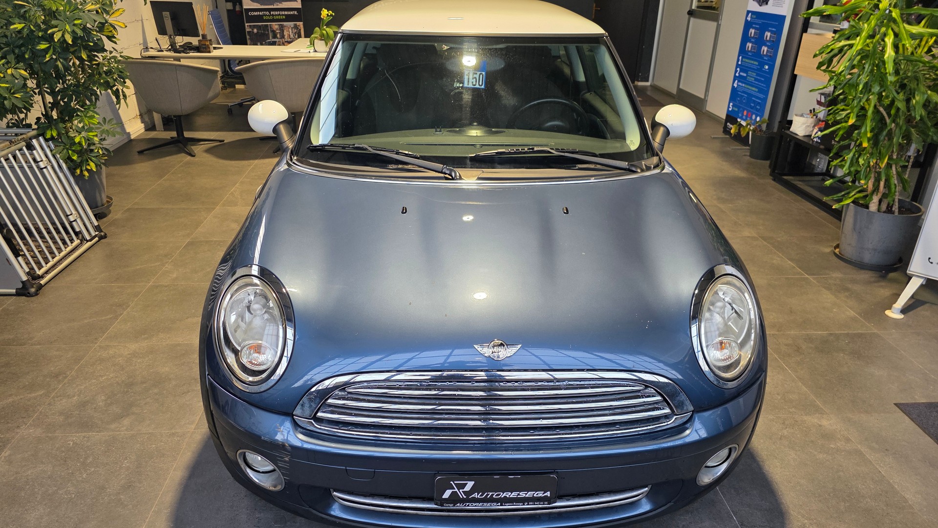 MINI Cooper-image-2