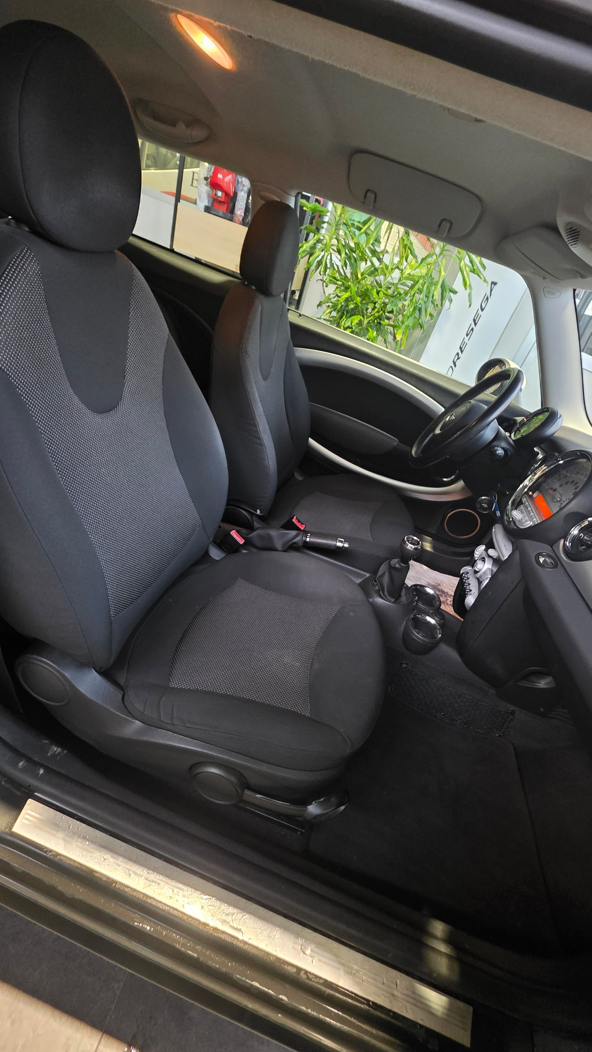 MINI Cooper-image-7