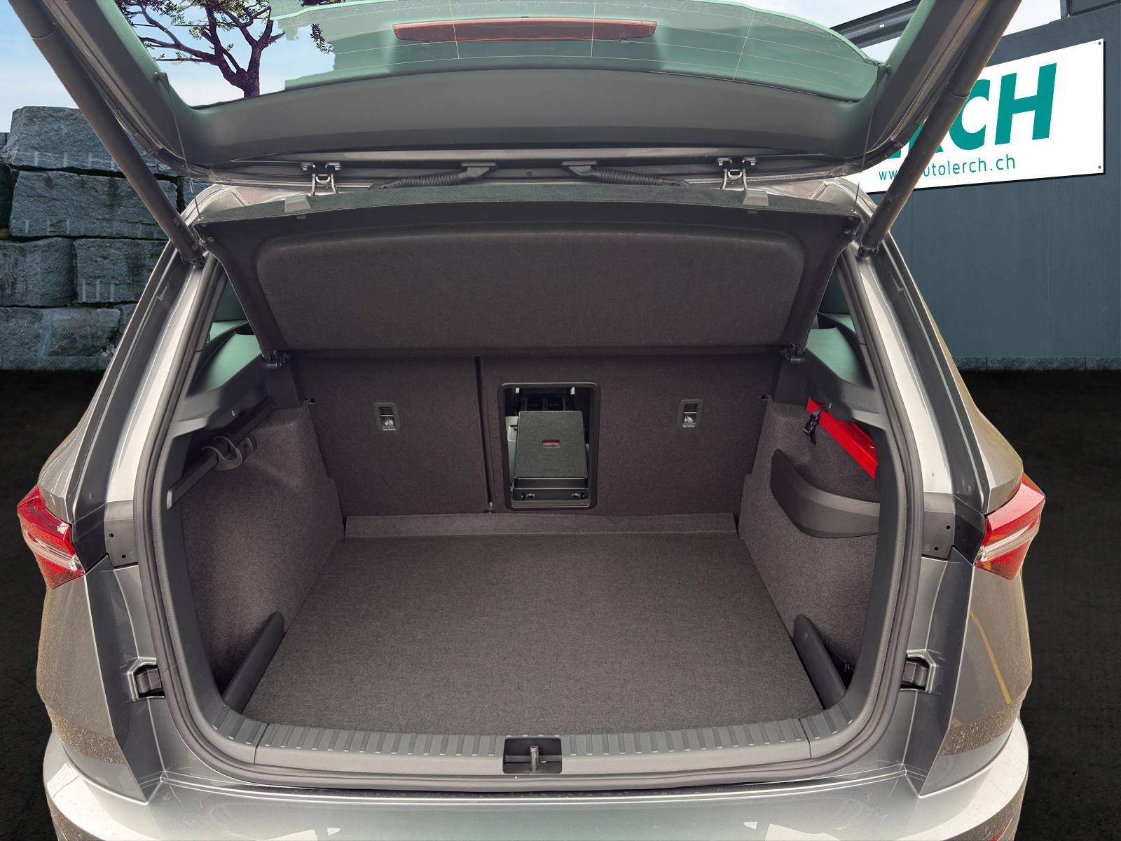 SKODA Karoq 2.0 TSI SportLine 4x4 DSG-image-5