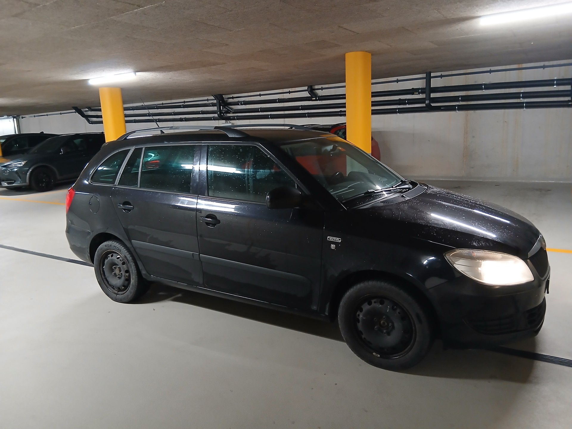 SKODA Fabia 1.2 TSI Family-image-3