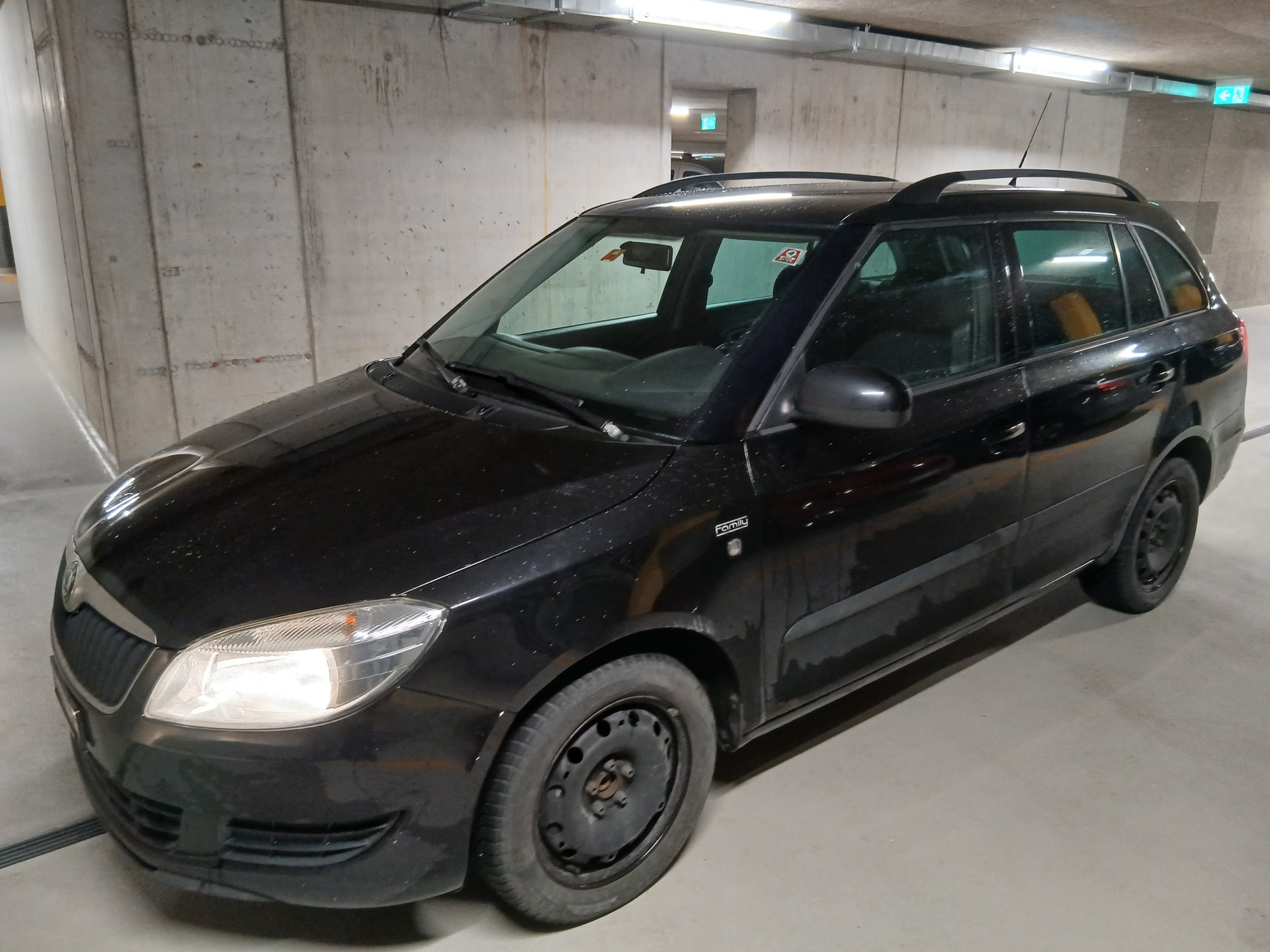 SKODA Fabia 1.2 TSI Family-image-4