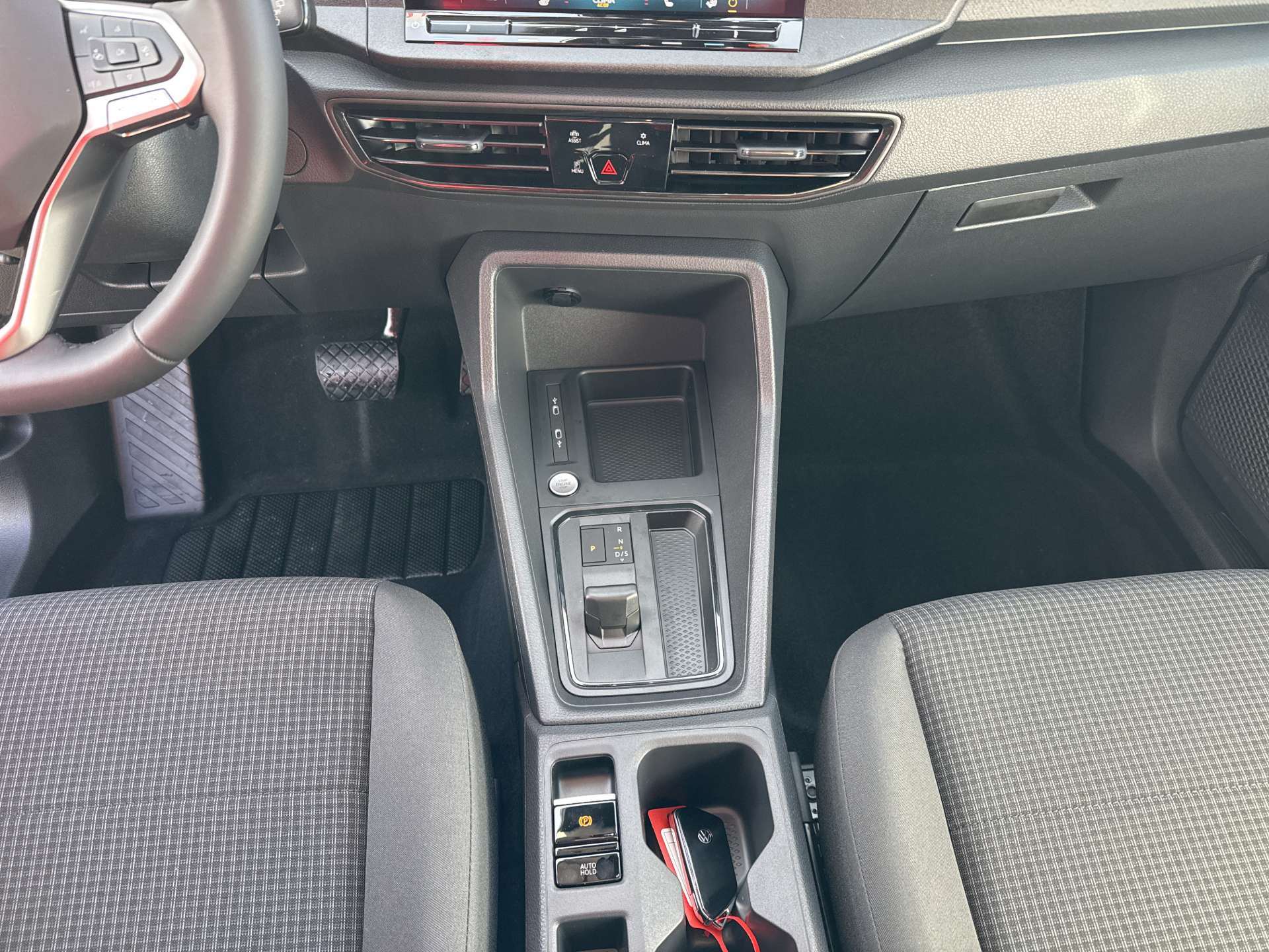 VW Caddy Maxi 1.5 TSi 7-Plätzer DSG-Automat-image-10
