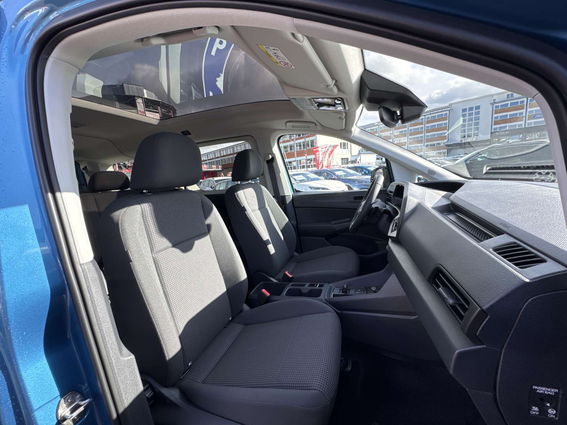 VW Caddy Maxi 1.5 TSi 7-Plätzer DSG-Automat-image-11