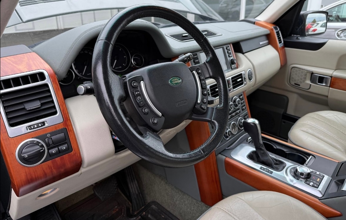 LAND ROVER Range Rover 3.6 d HSE Automatic-image-6