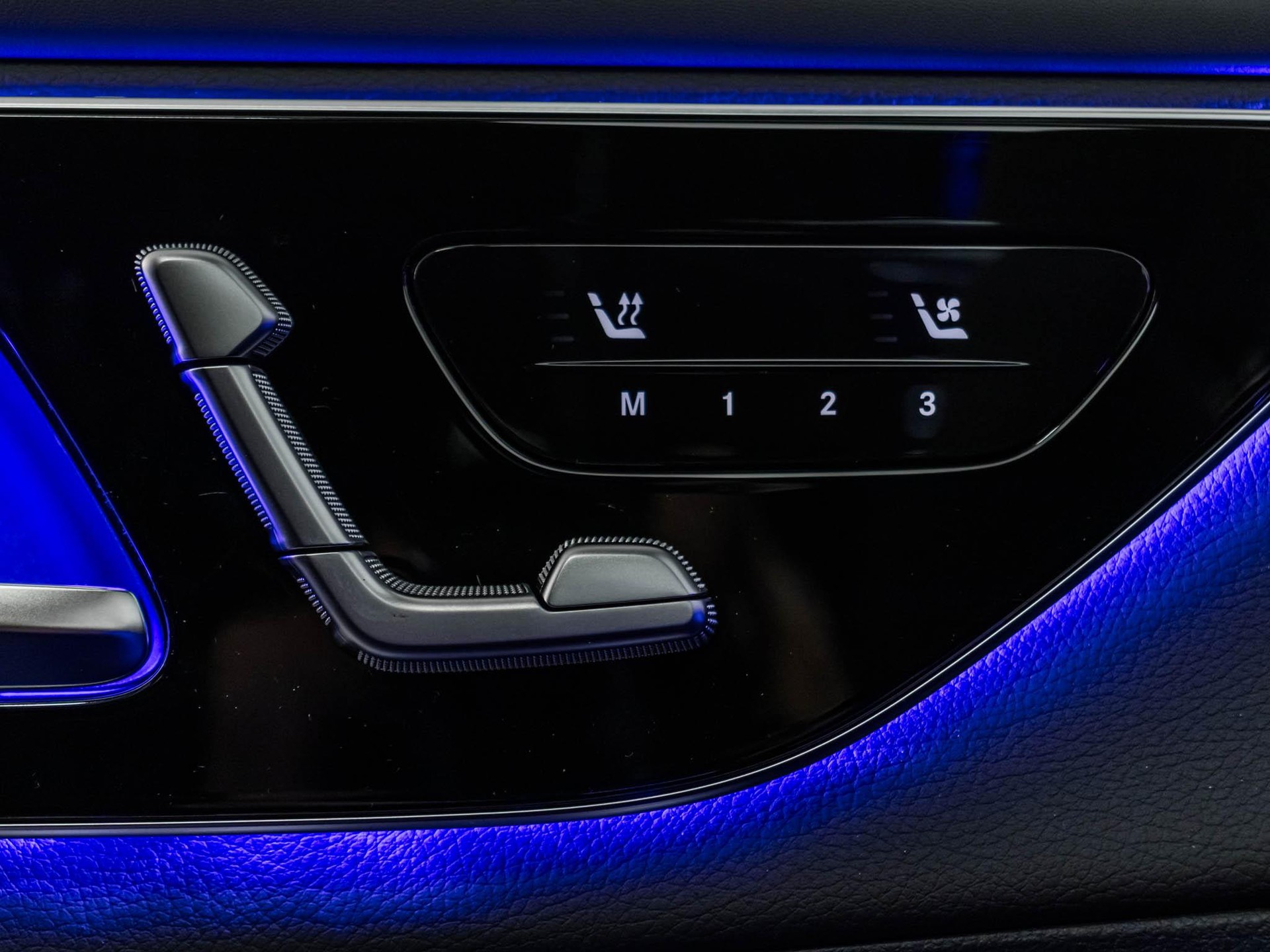 MERCEDES-BENZ GLC 450 d 4MATIC-image-12