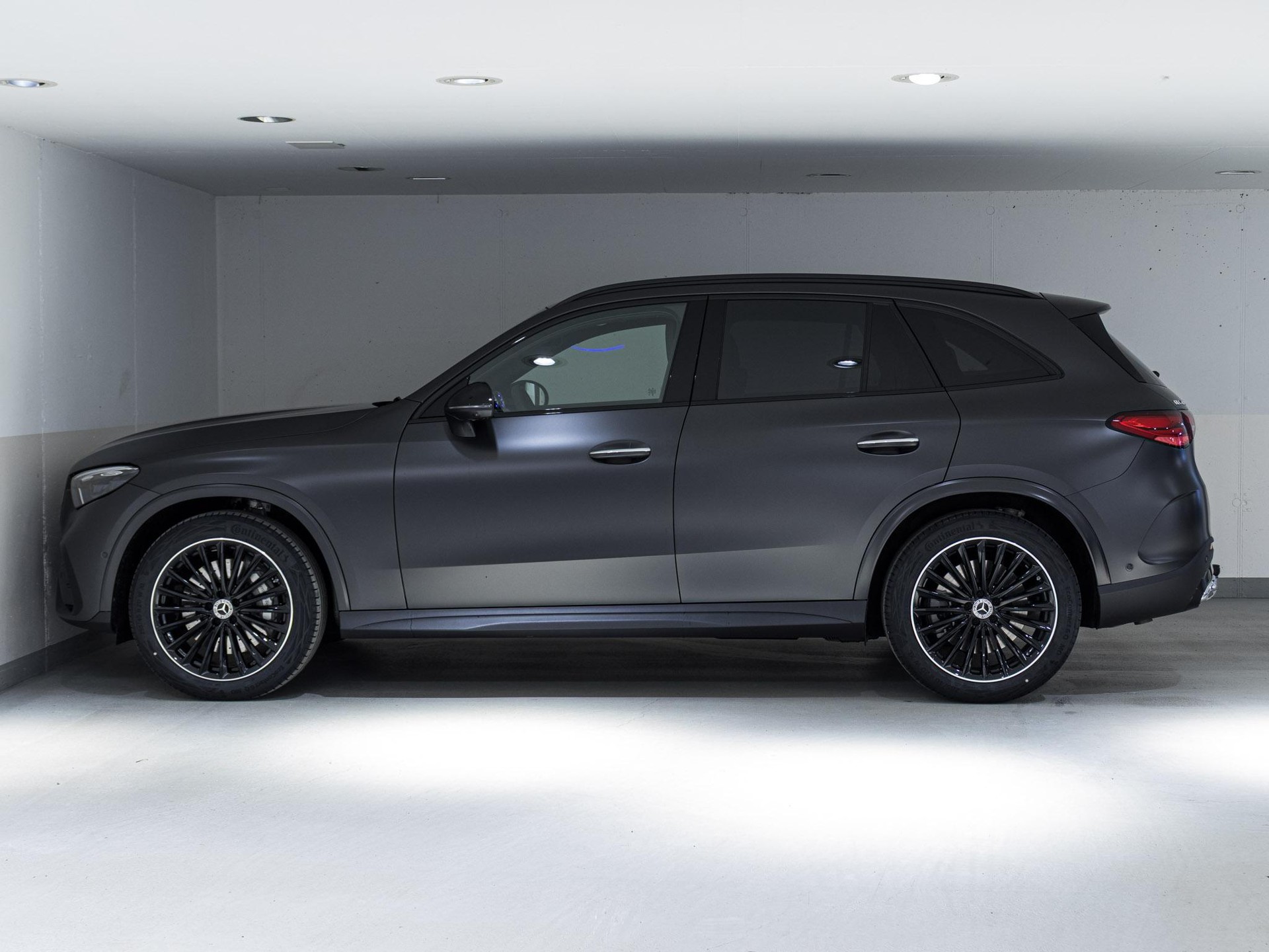 MERCEDES-BENZ GLC 450 d 4MATIC-image-4