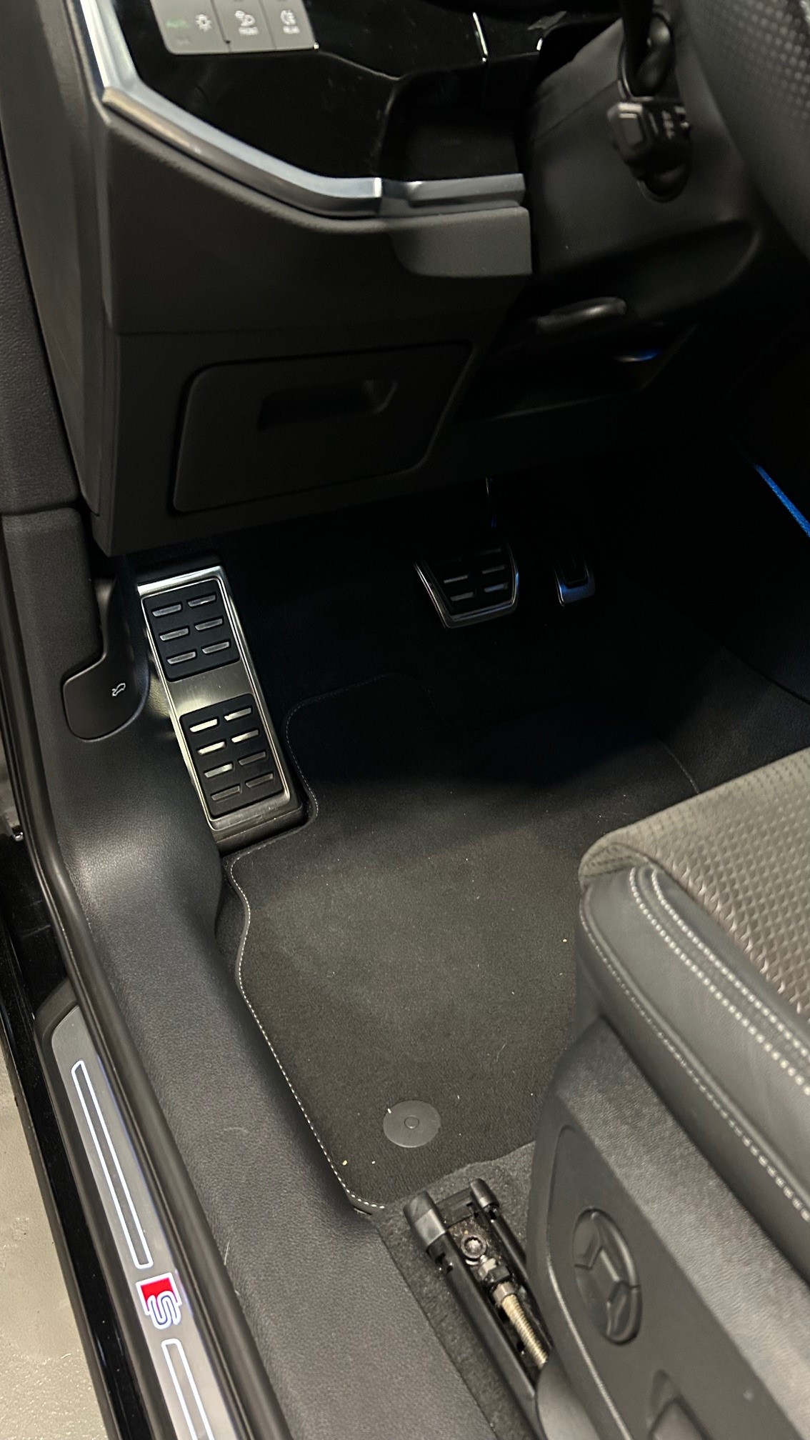 AUDI Q3 Sportback 45 TFSI e S line S-tronic-image-13
