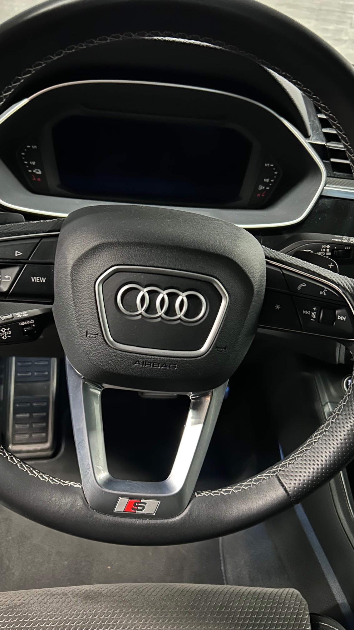 AUDI Q3 Sportback 45 TFSI e S line S-tronic-image-11