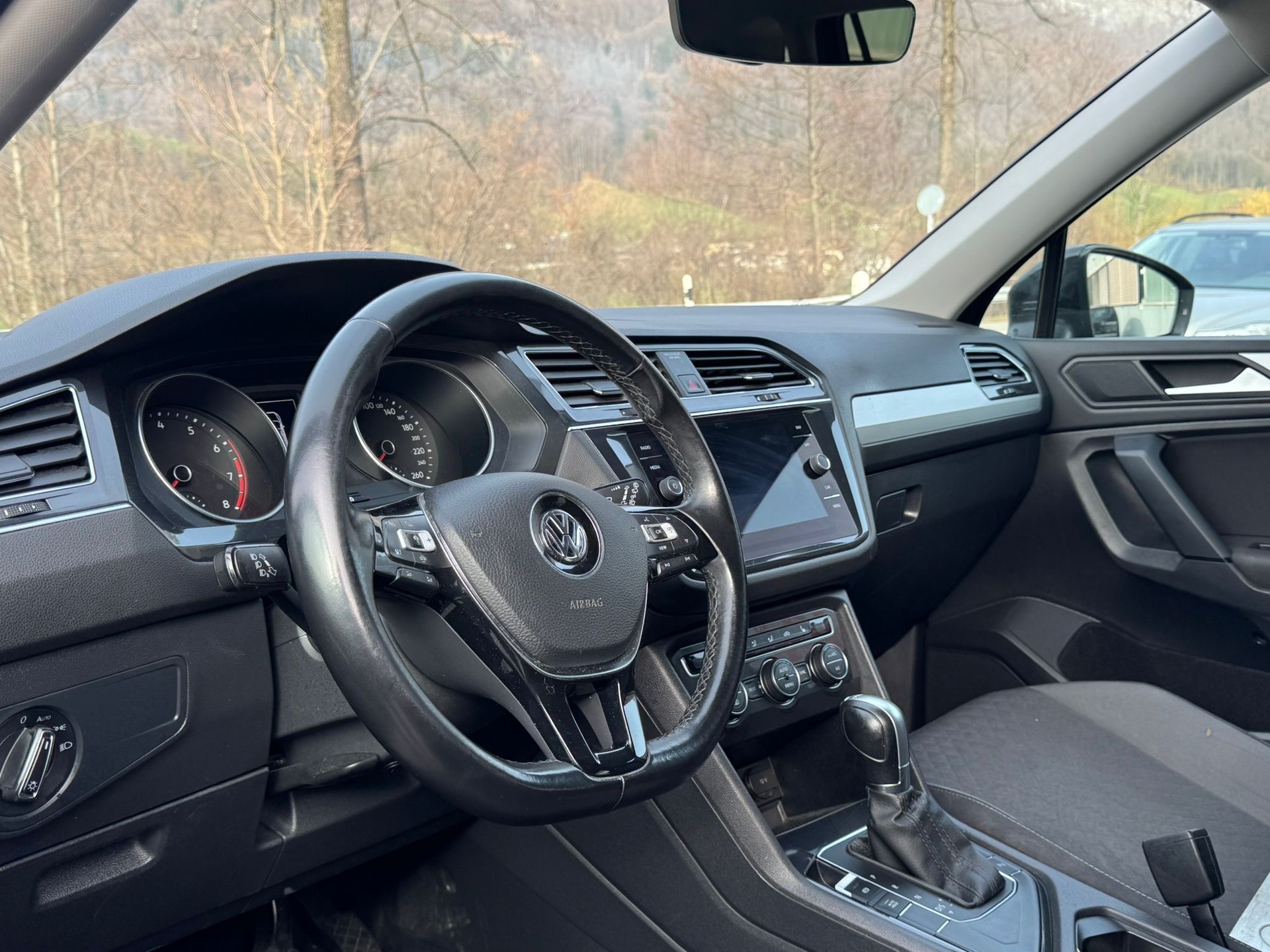 VW Tiguan Allspace 1.5TSI EVO Trendline DSG-image-9