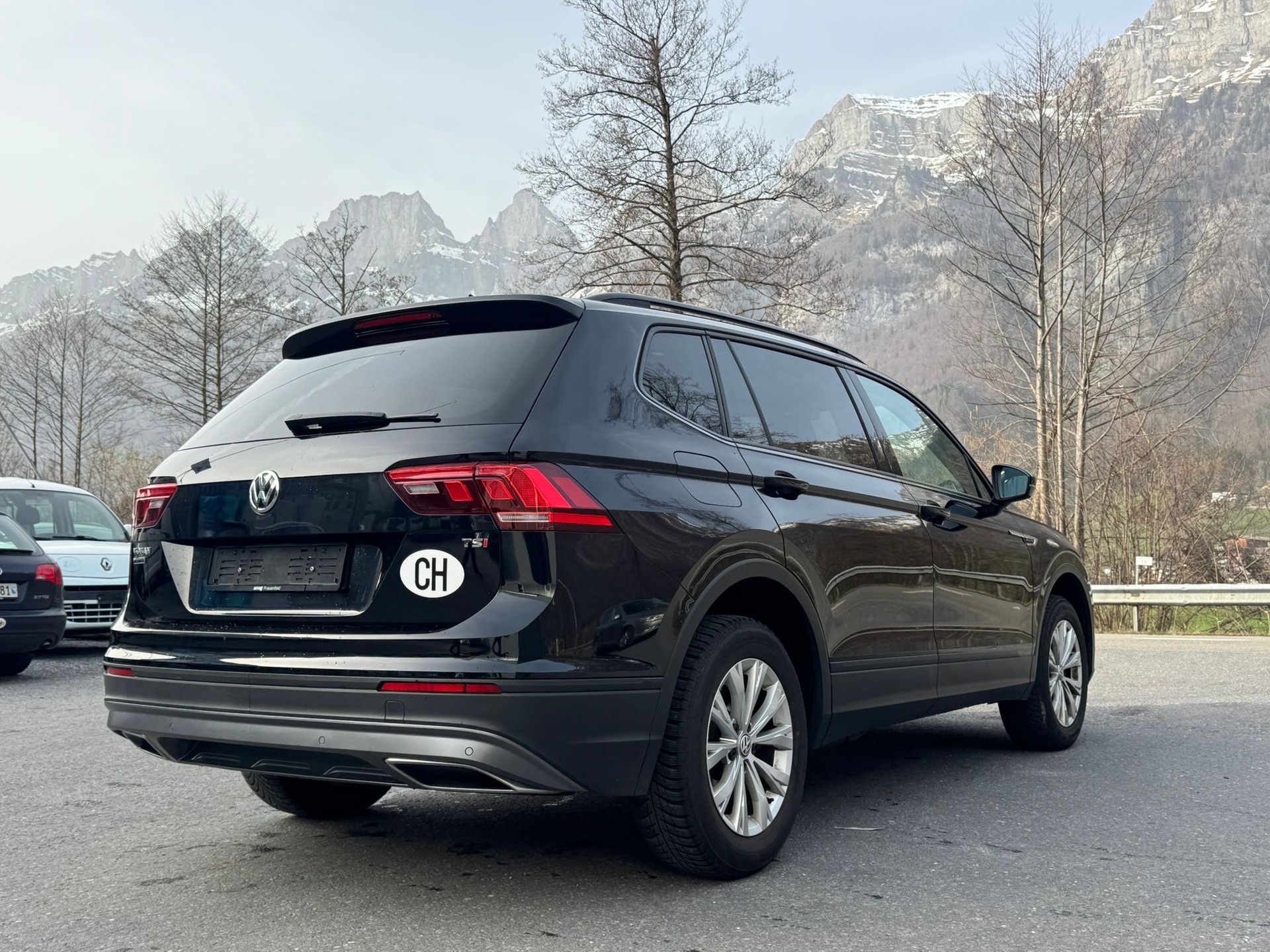 VW Tiguan Allspace 1.5TSI EVO Trendline DSG-image-6