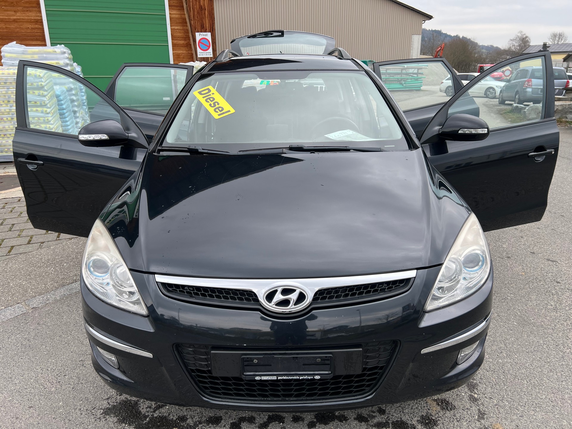 HYUNDAI i30 Wagon 2.0 CRDi Premium-image-6