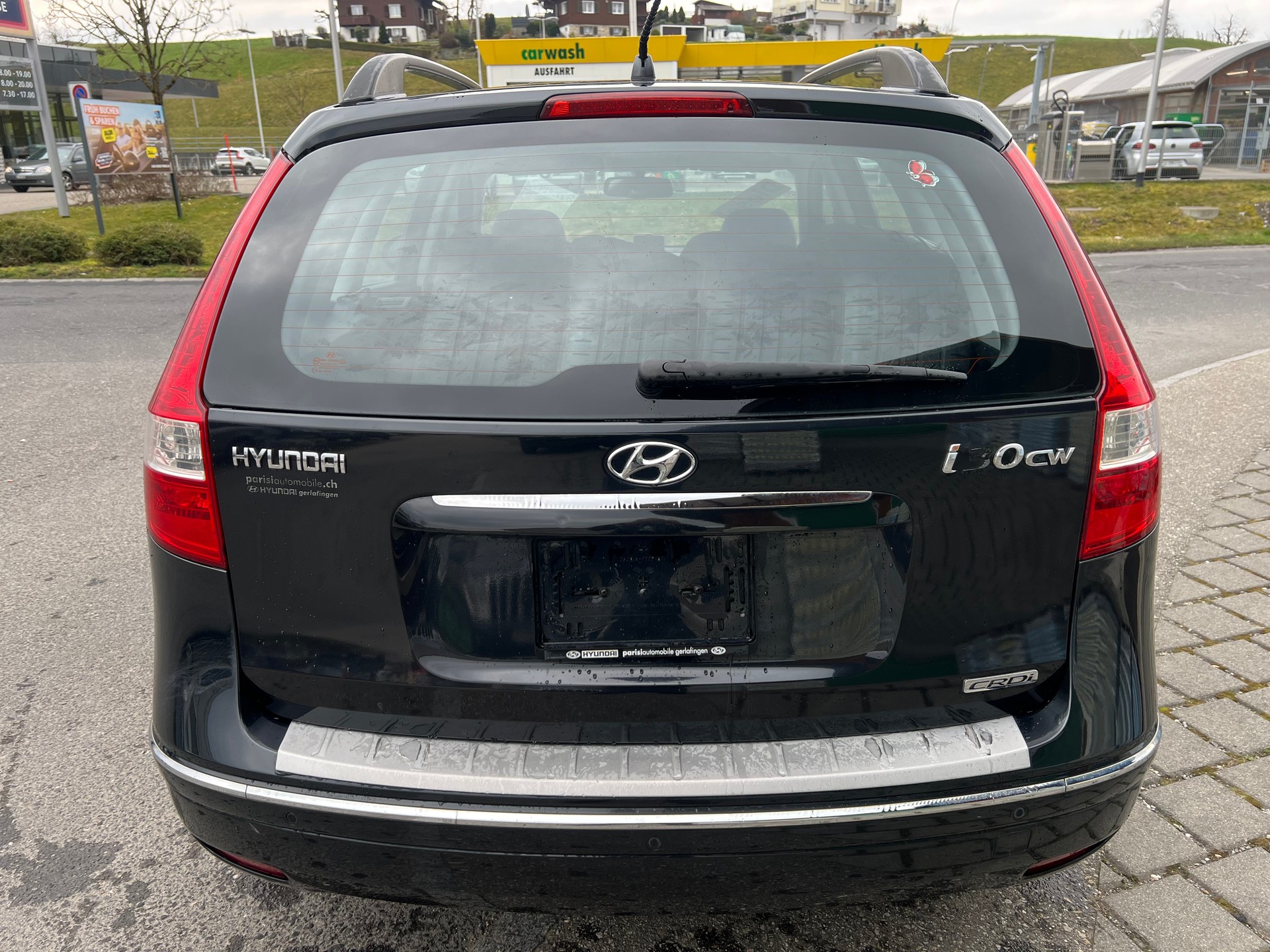 HYUNDAI i30 Wagon 2.0 CRDi Premium-image-5