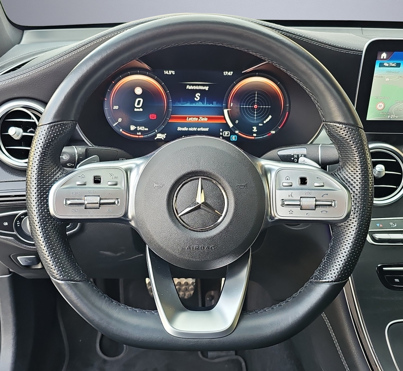 MERCEDES-BENZ GLC Coupé 300 d AMG Line 4Matic 9G-Tronic-image-11