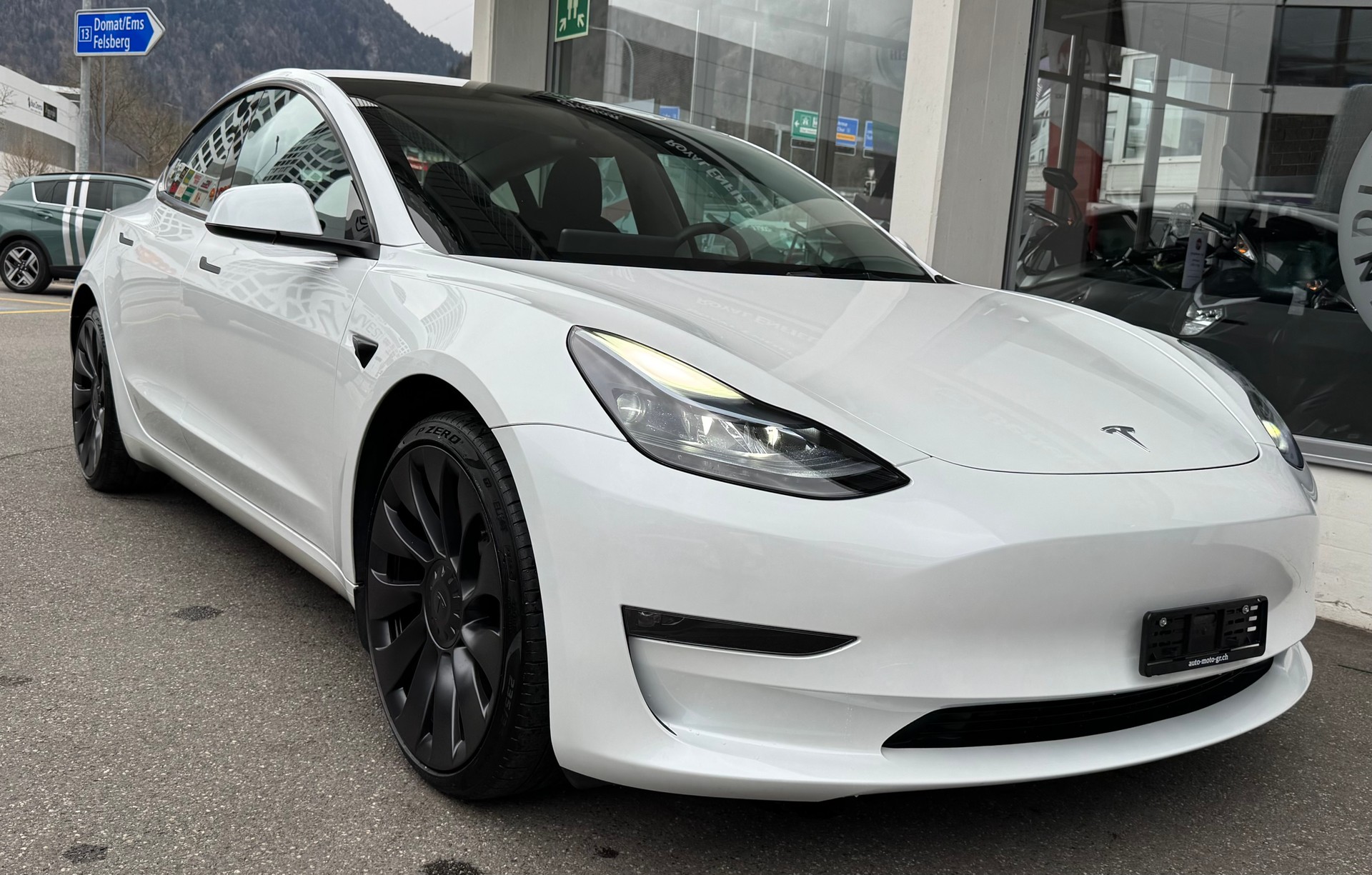 TESLA Model 3 Performance 4x4-image-0