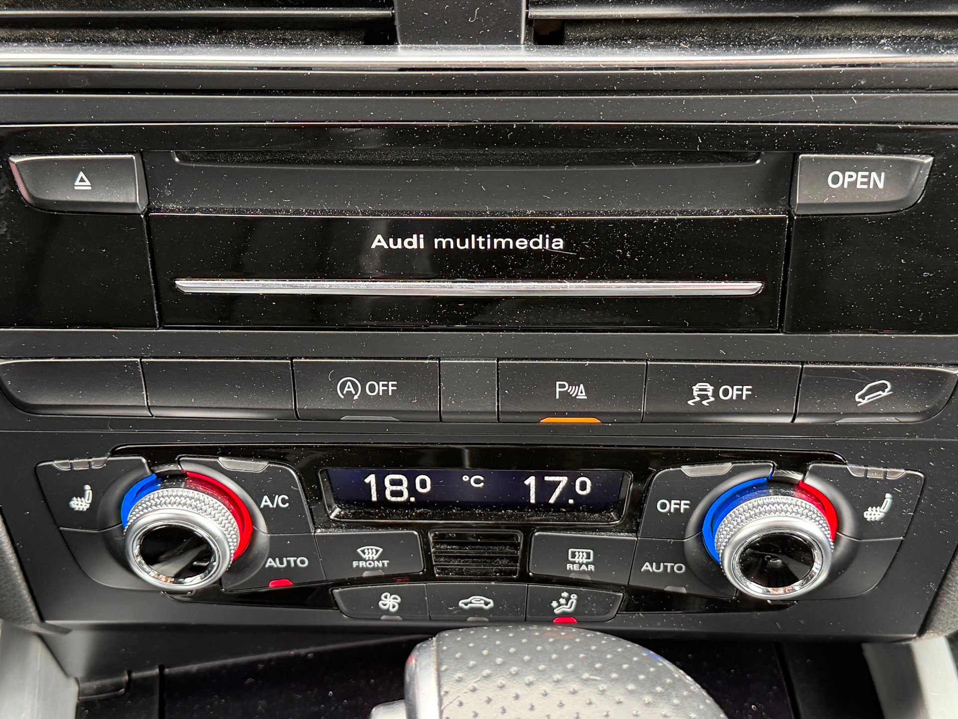 AUDI Q5 2.0 TFSI quattro tiptronic-image-14