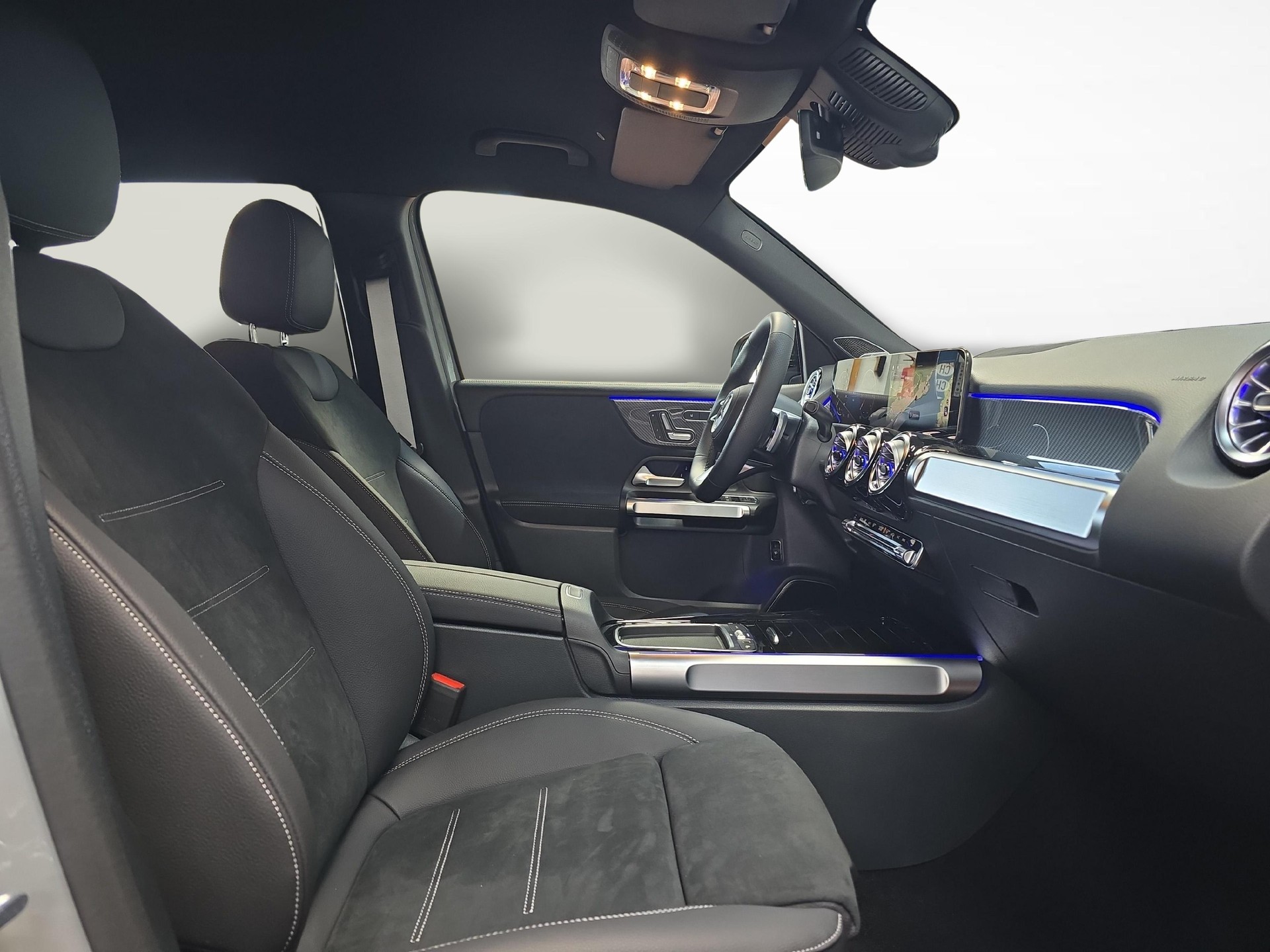 MERCEDES-BENZ GLB 220 4MATIC AMG Line-image-5