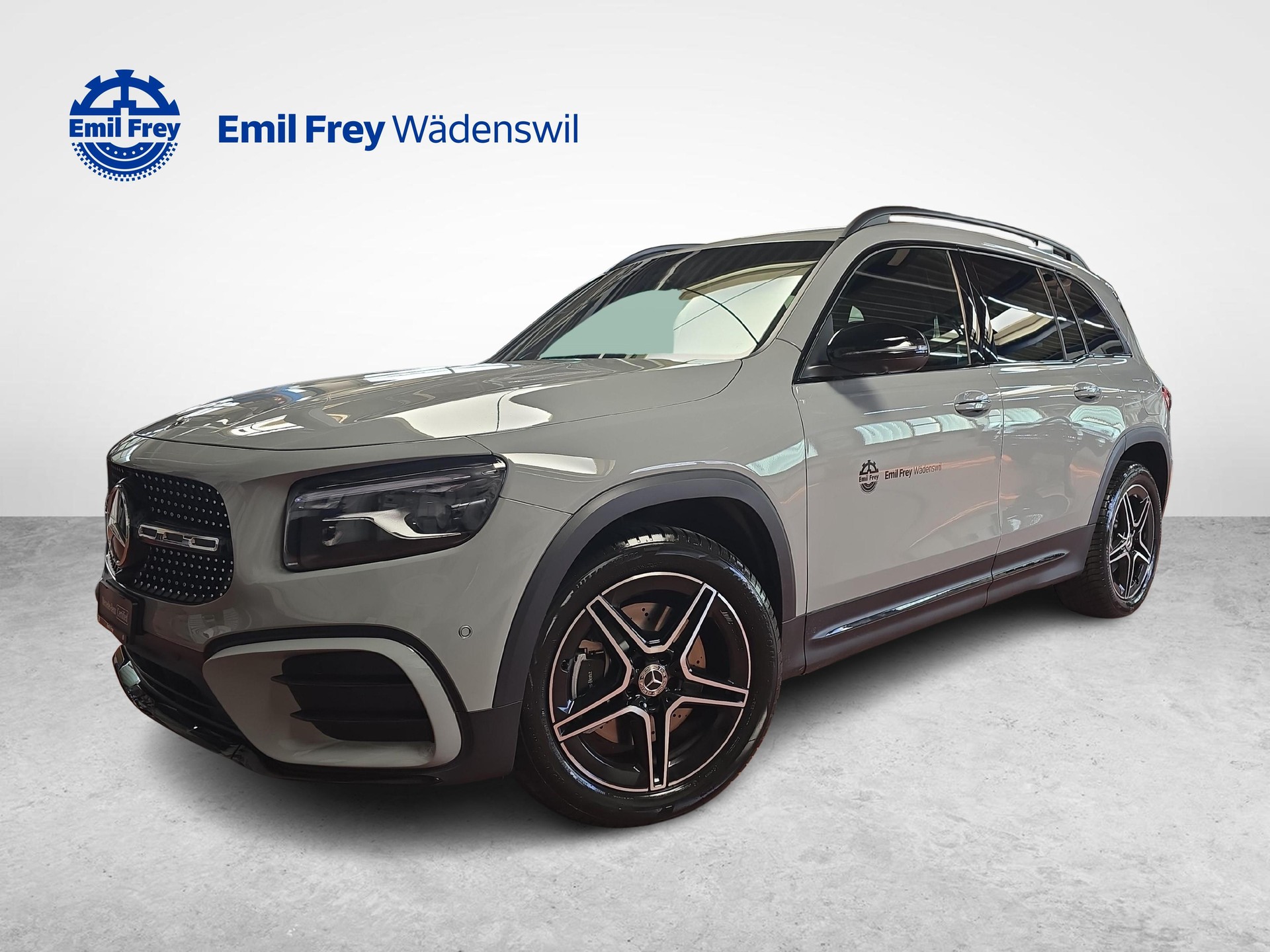 MERCEDES-BENZ GLB 220 4MATIC AMG Line-image-0