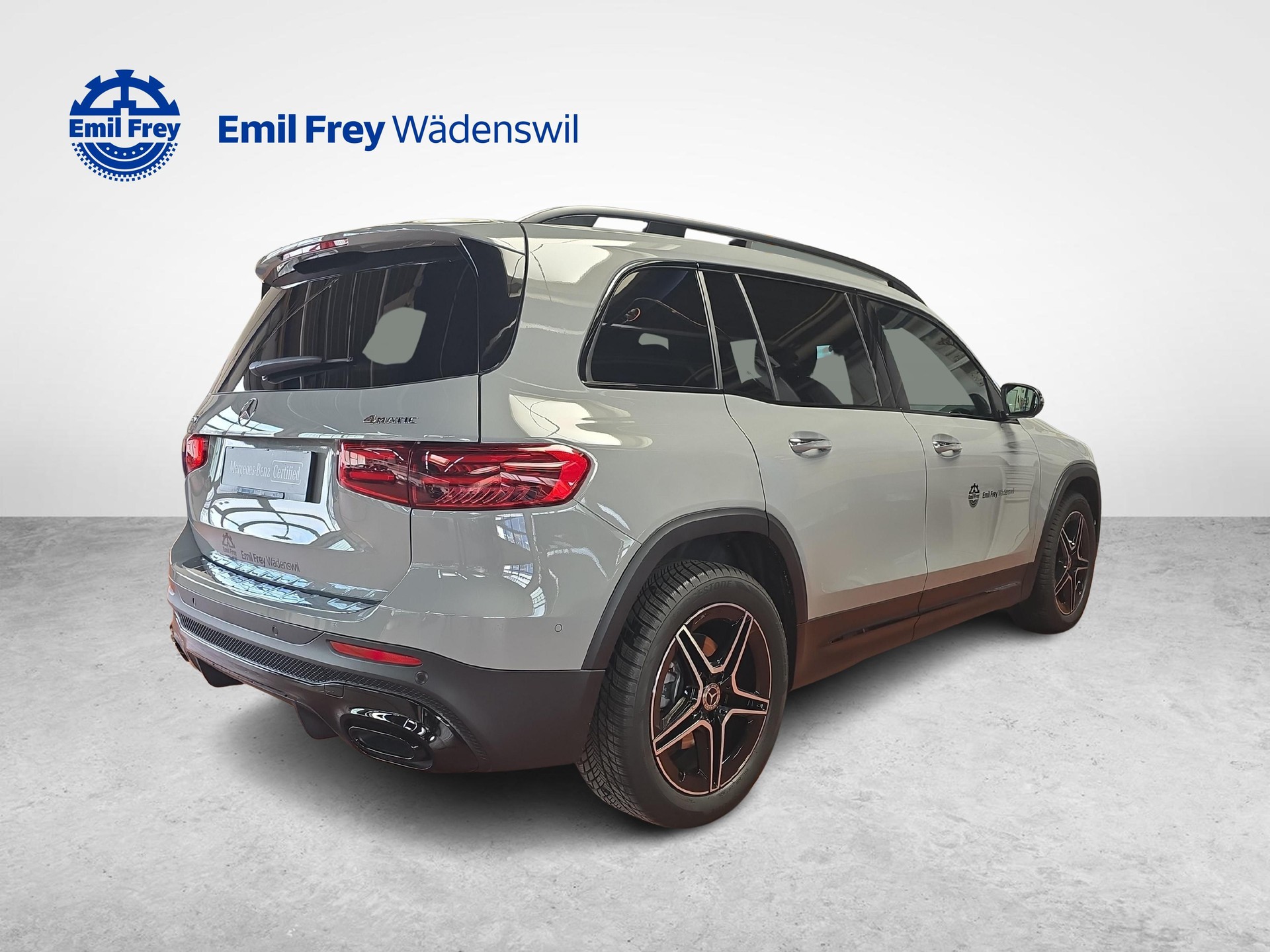 MERCEDES-BENZ GLB 220 4MATIC AMG Line-image-3