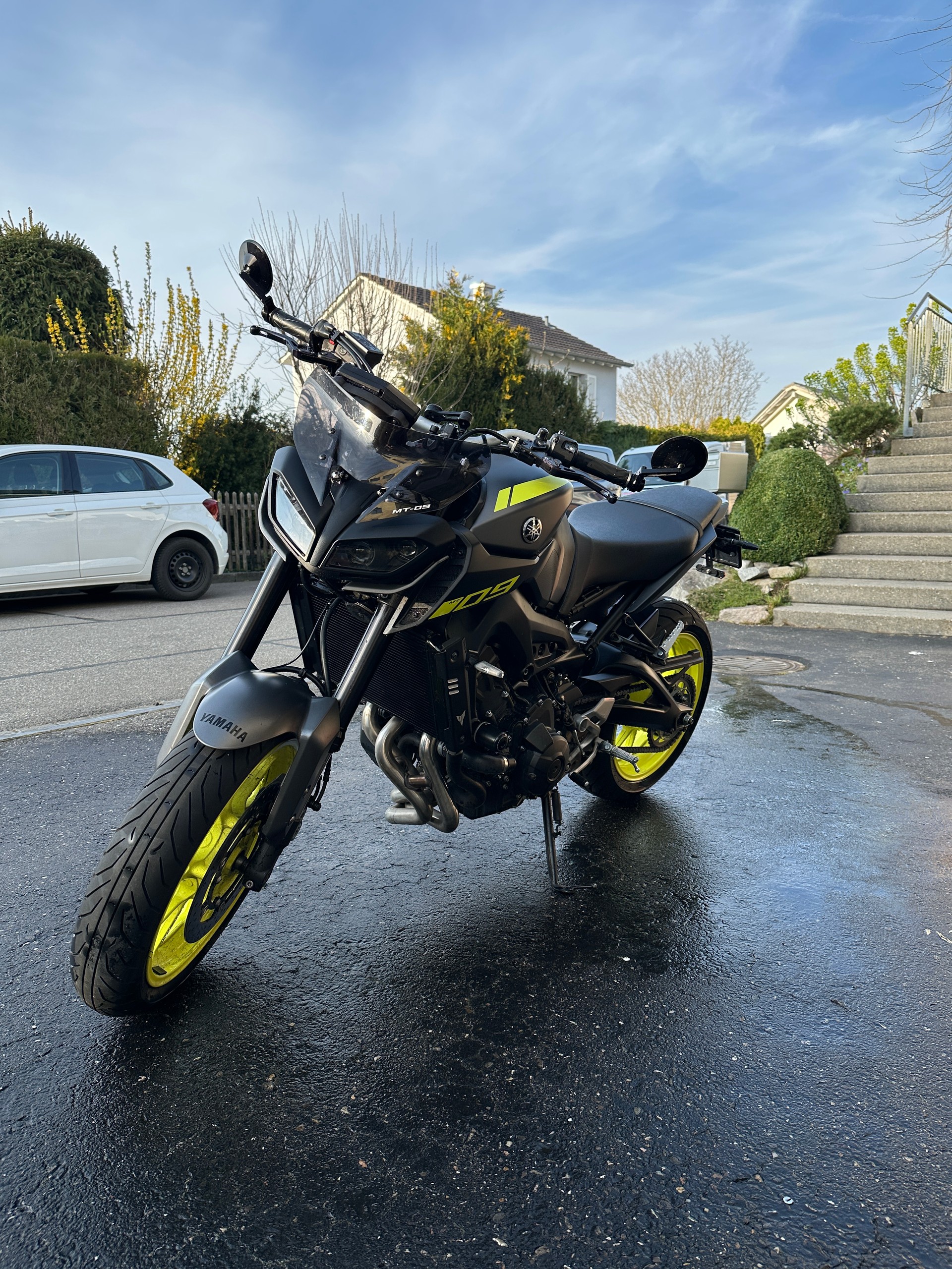 YAMAHA MT-09 ABS (35kW)-image-3
