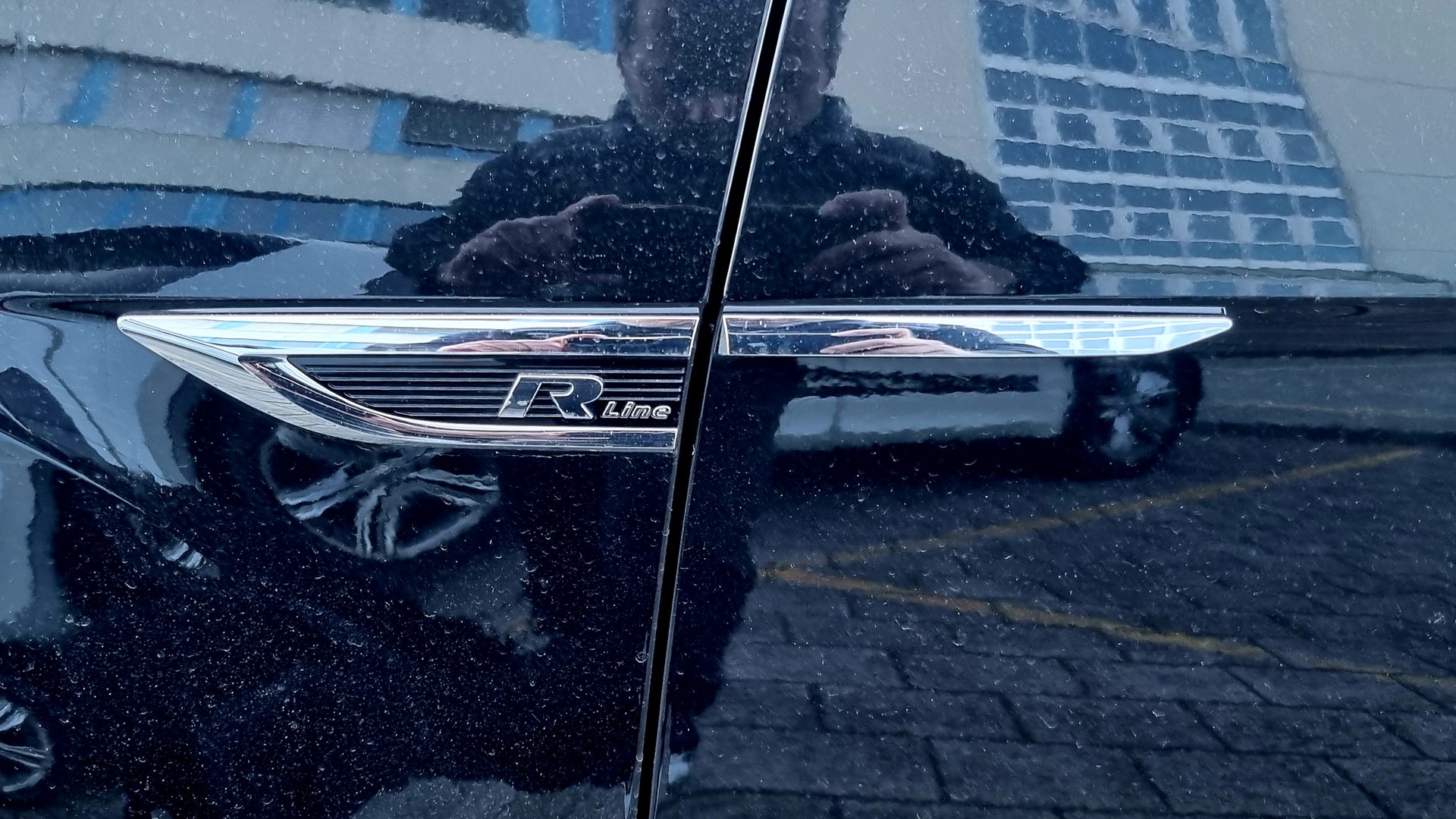 VW T-Roc 2.0 TDI R - Line DSG 4Motion-image-5