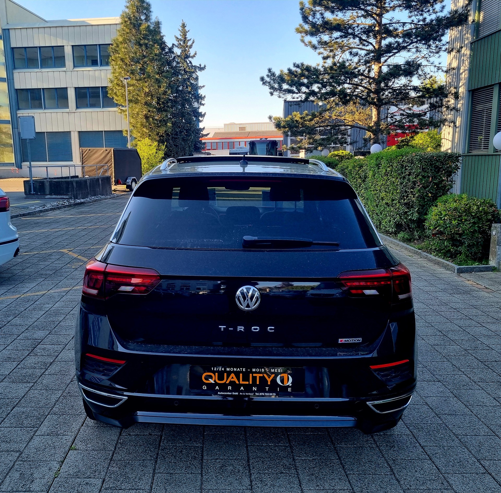 VW T-Roc 2.0 TDI R - Line DSG 4Motion-image-4